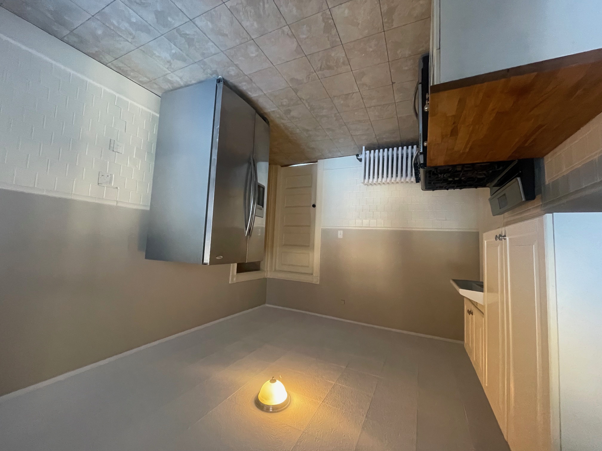 8 Charnwood Rd, Davis Square