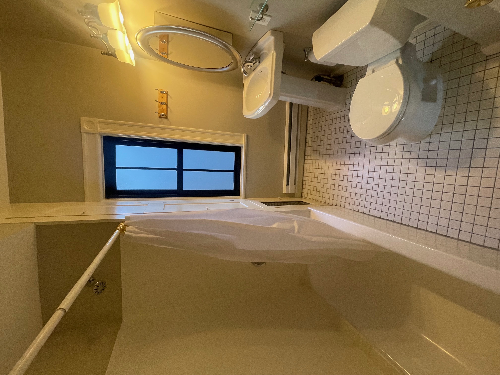 8 Charnwood Rd, Davis Square