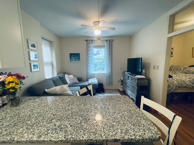 488 Commercial St, North End