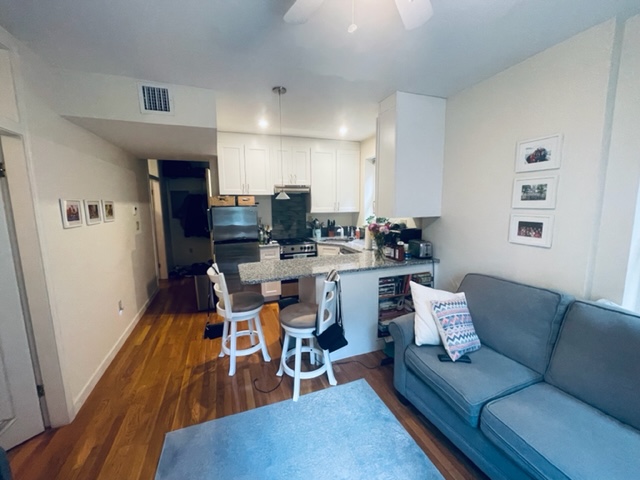 488 Commercial St, North End