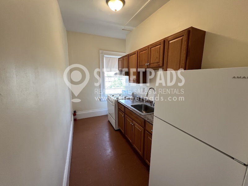 2 Ware St, Mid-Cambridge