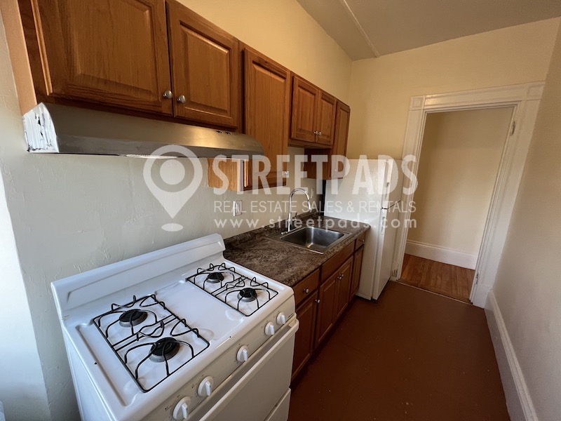 2 Ware St, Mid-Cambridge