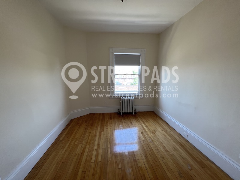 2 Ware St, Mid-Cambridge