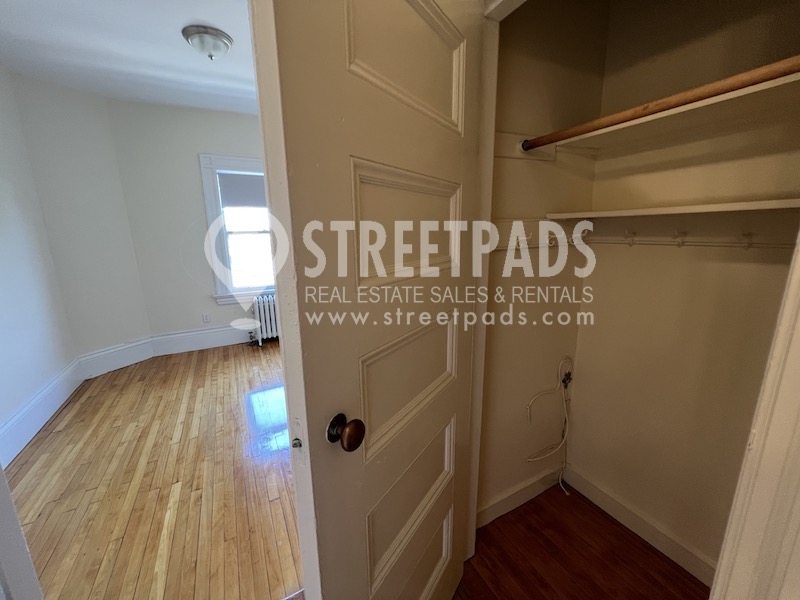 2 Ware St, Mid-Cambridge