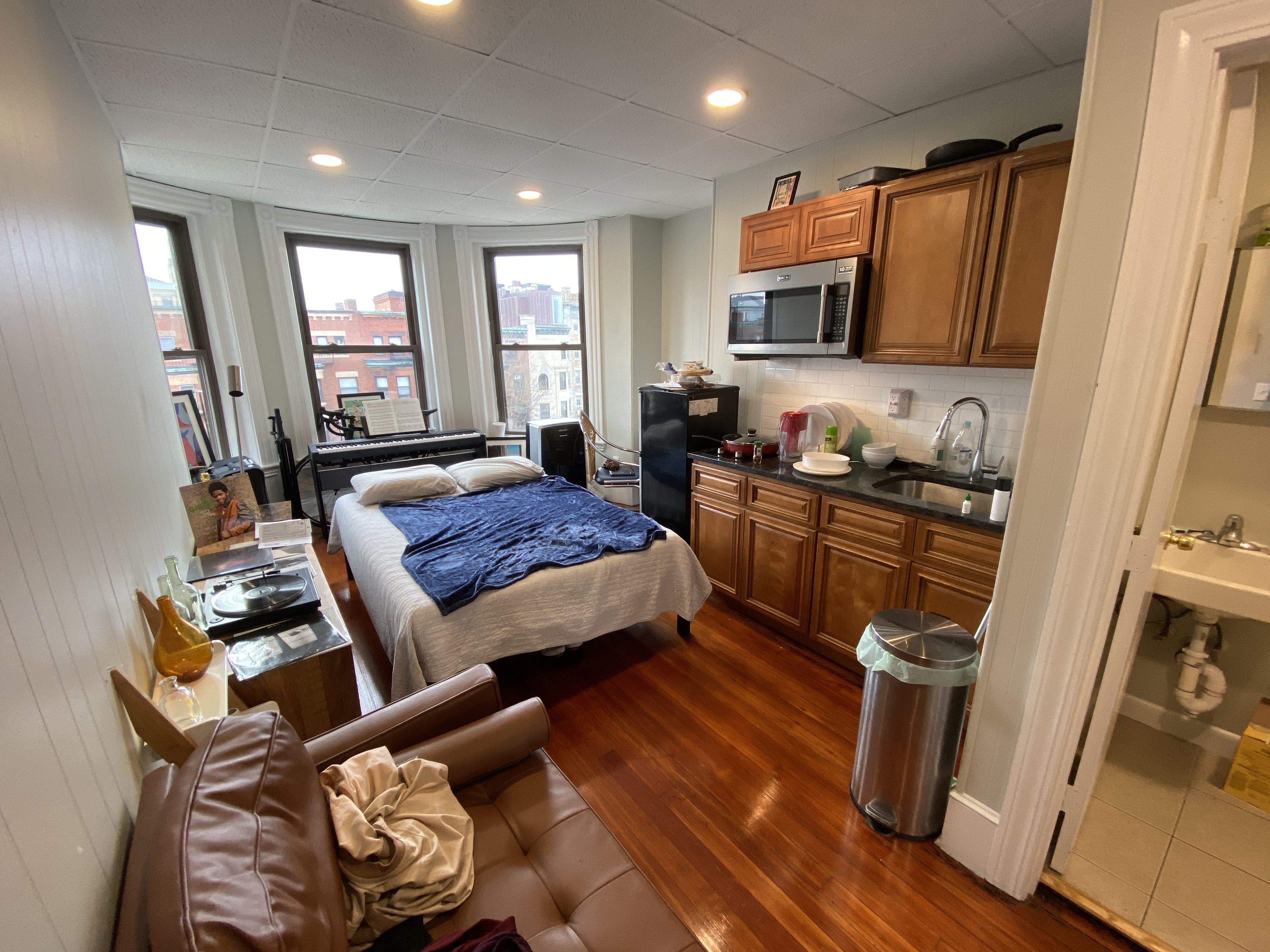 868 Beacon St, Fenway