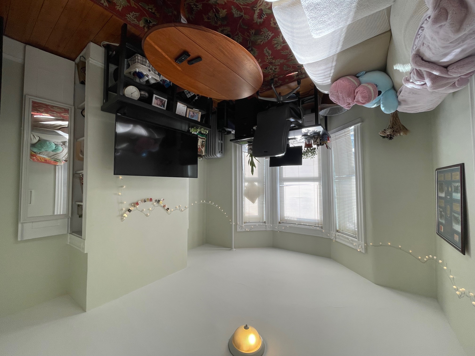 77 Dover St, Davis Square