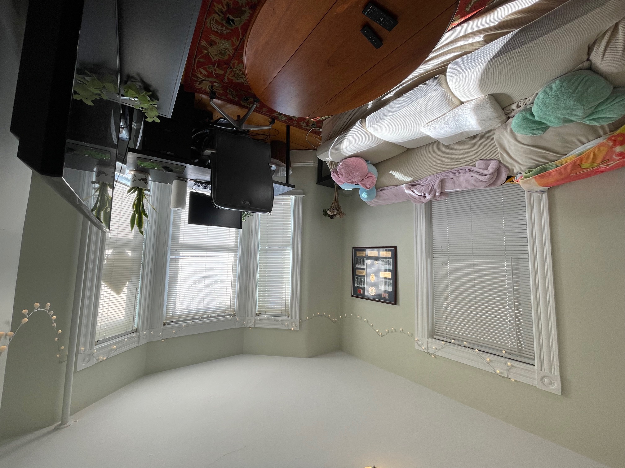 77 Dover St, Davis Square