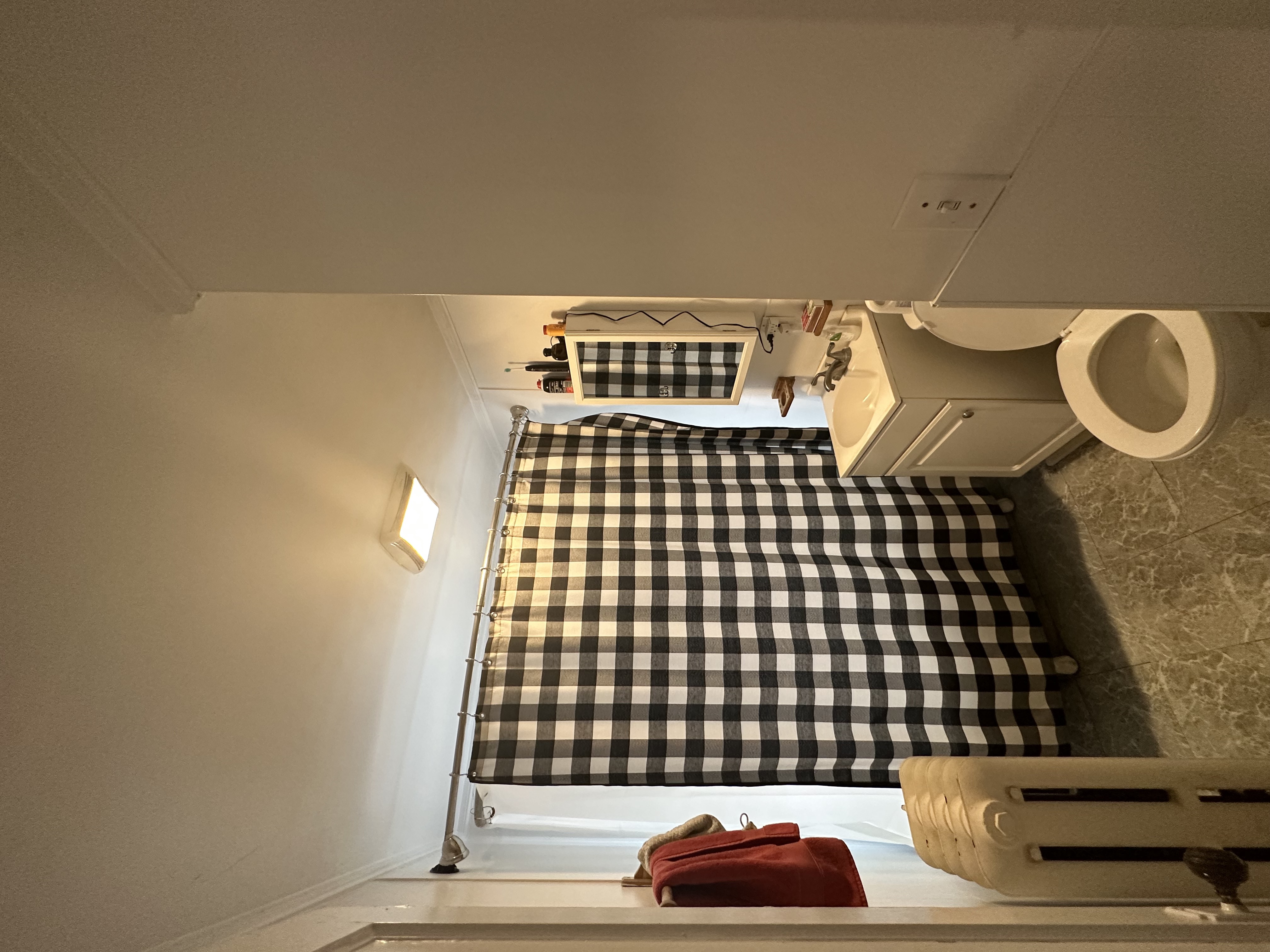 37 Brooksdale Rd, Brighton