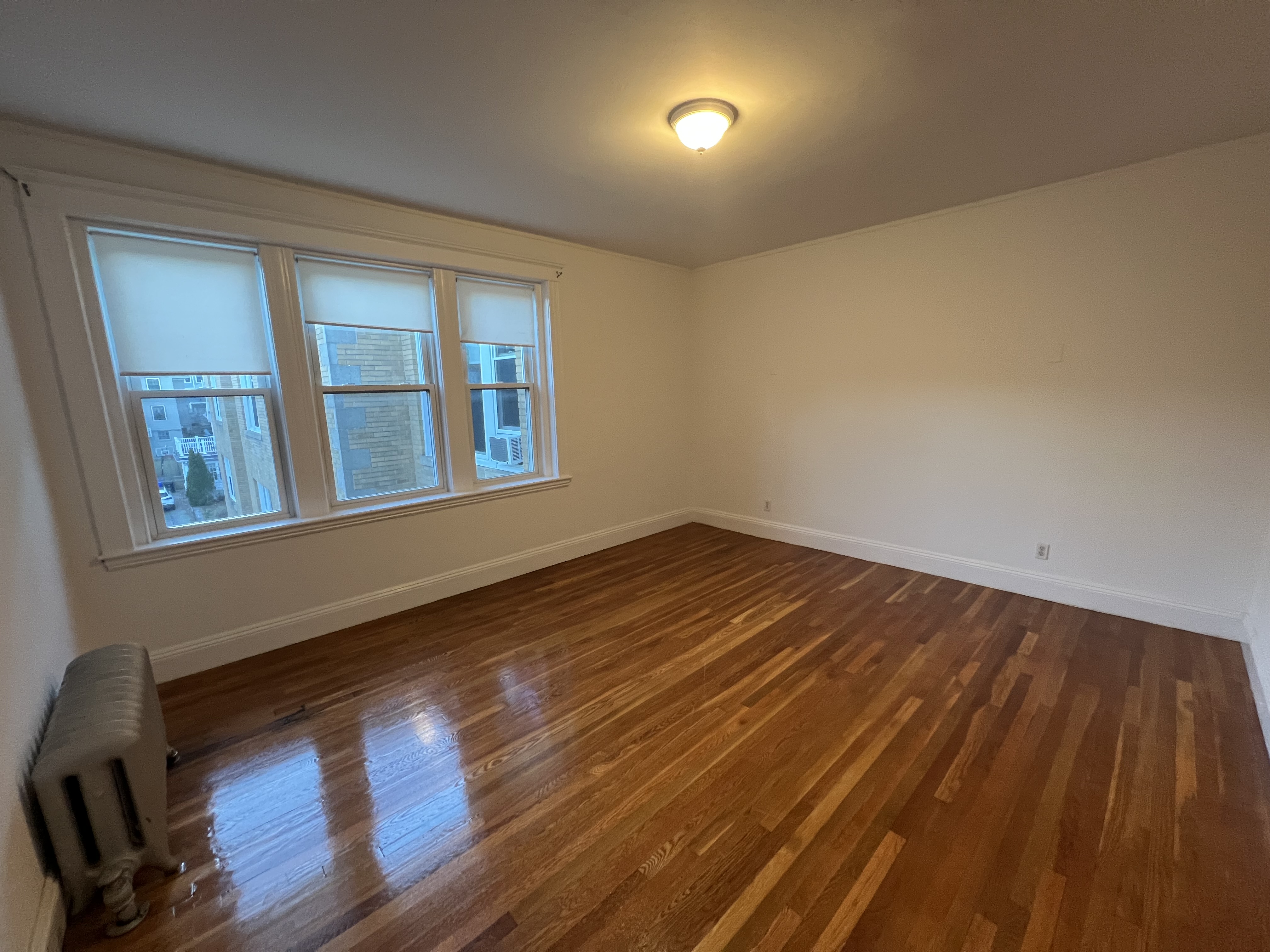 85 Winchester St, North Brookline