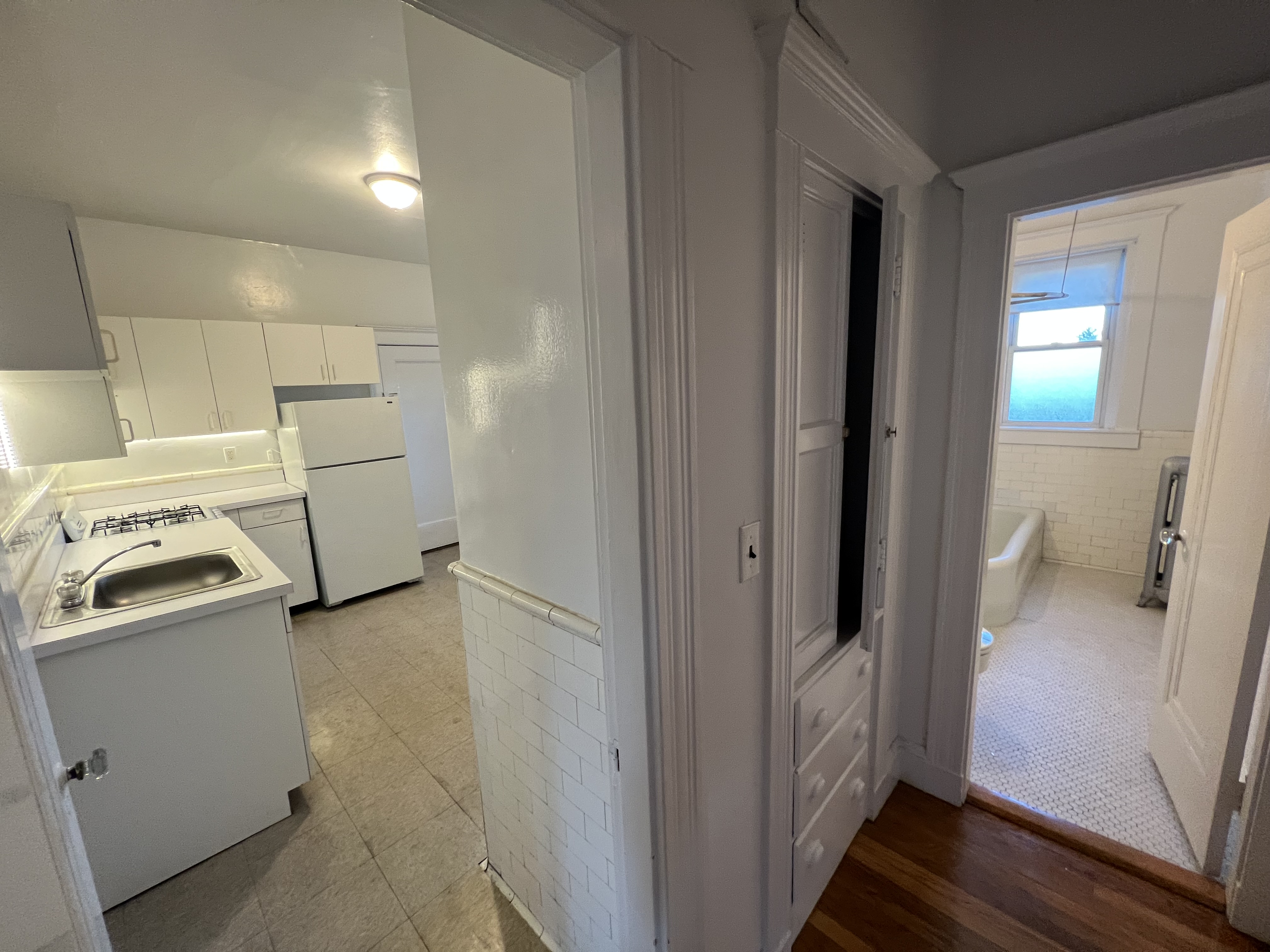 85 Winchester St, North Brookline