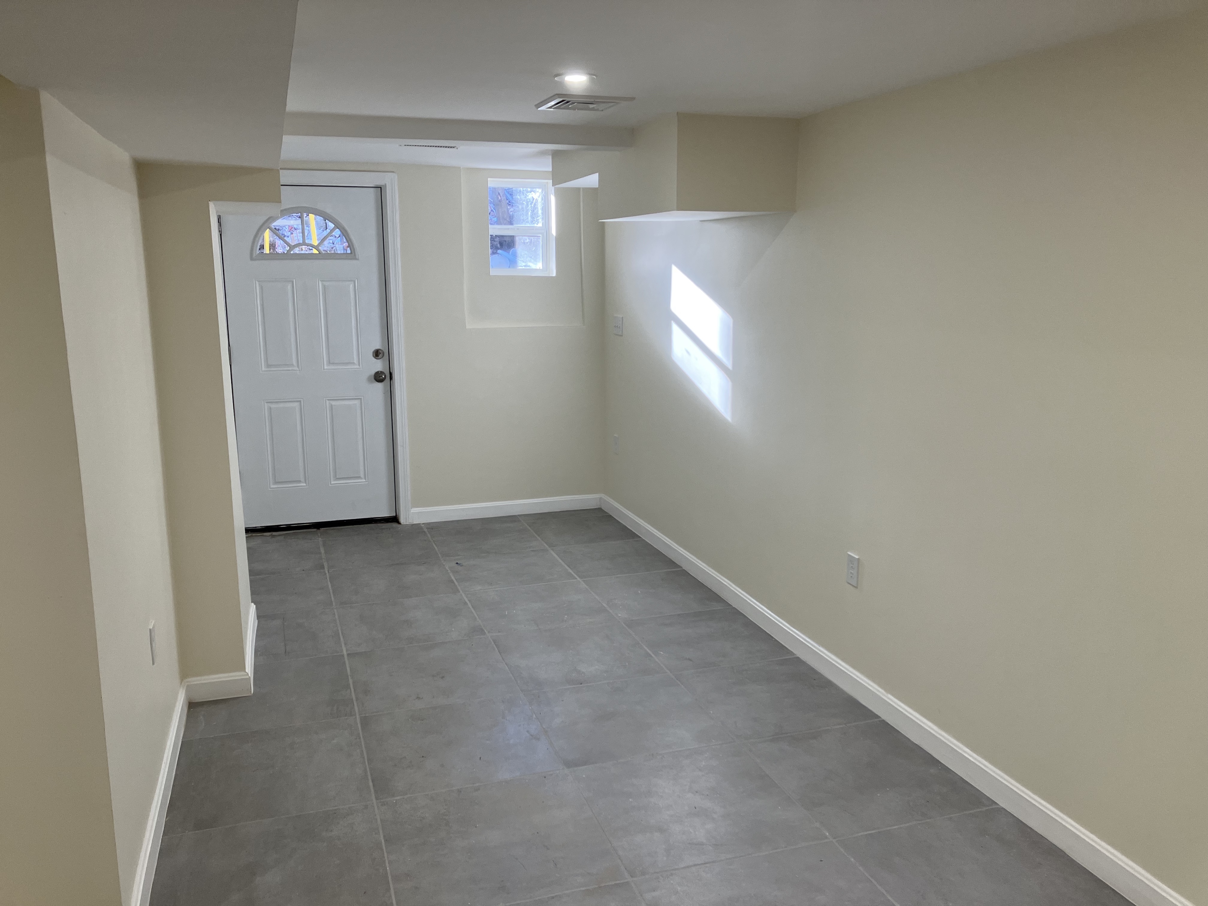 83 Moreland St, Winter Hill