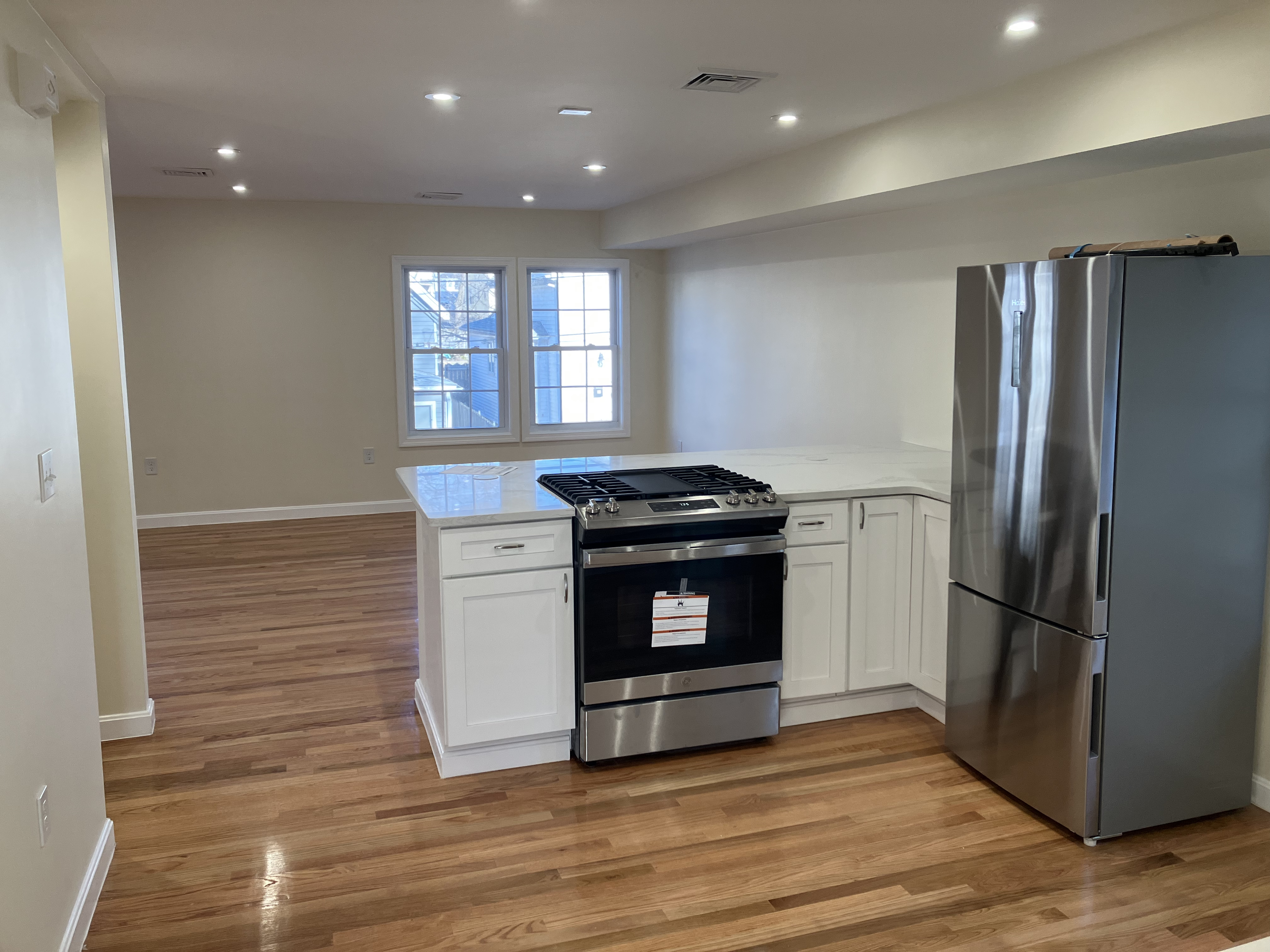 81 Moreland St, Winter Hill