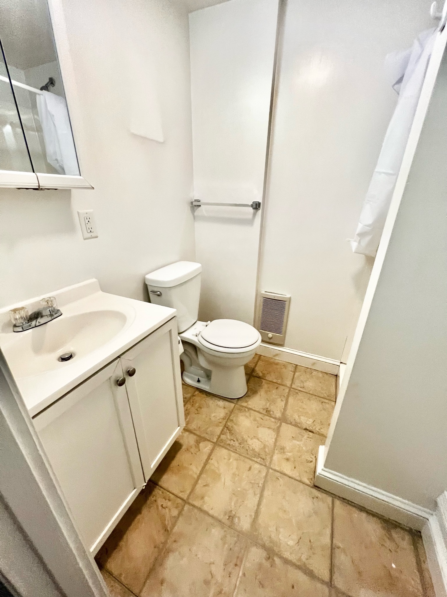 32 Lancaster Terr, Coolidge Corner