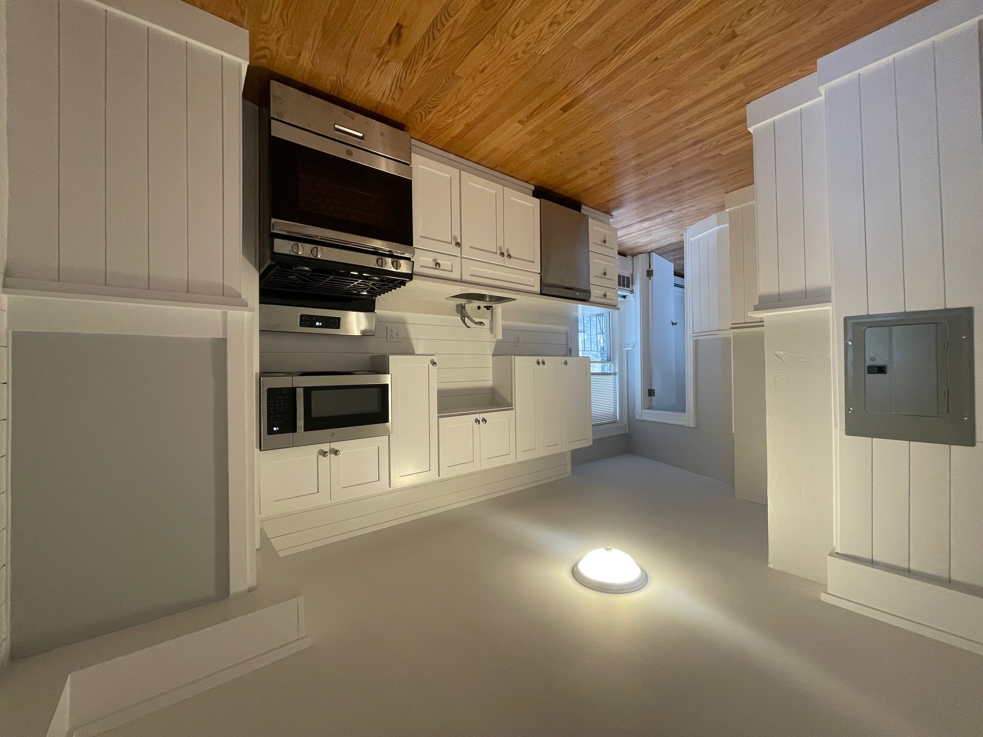 2 Cypress St, Spring Hill