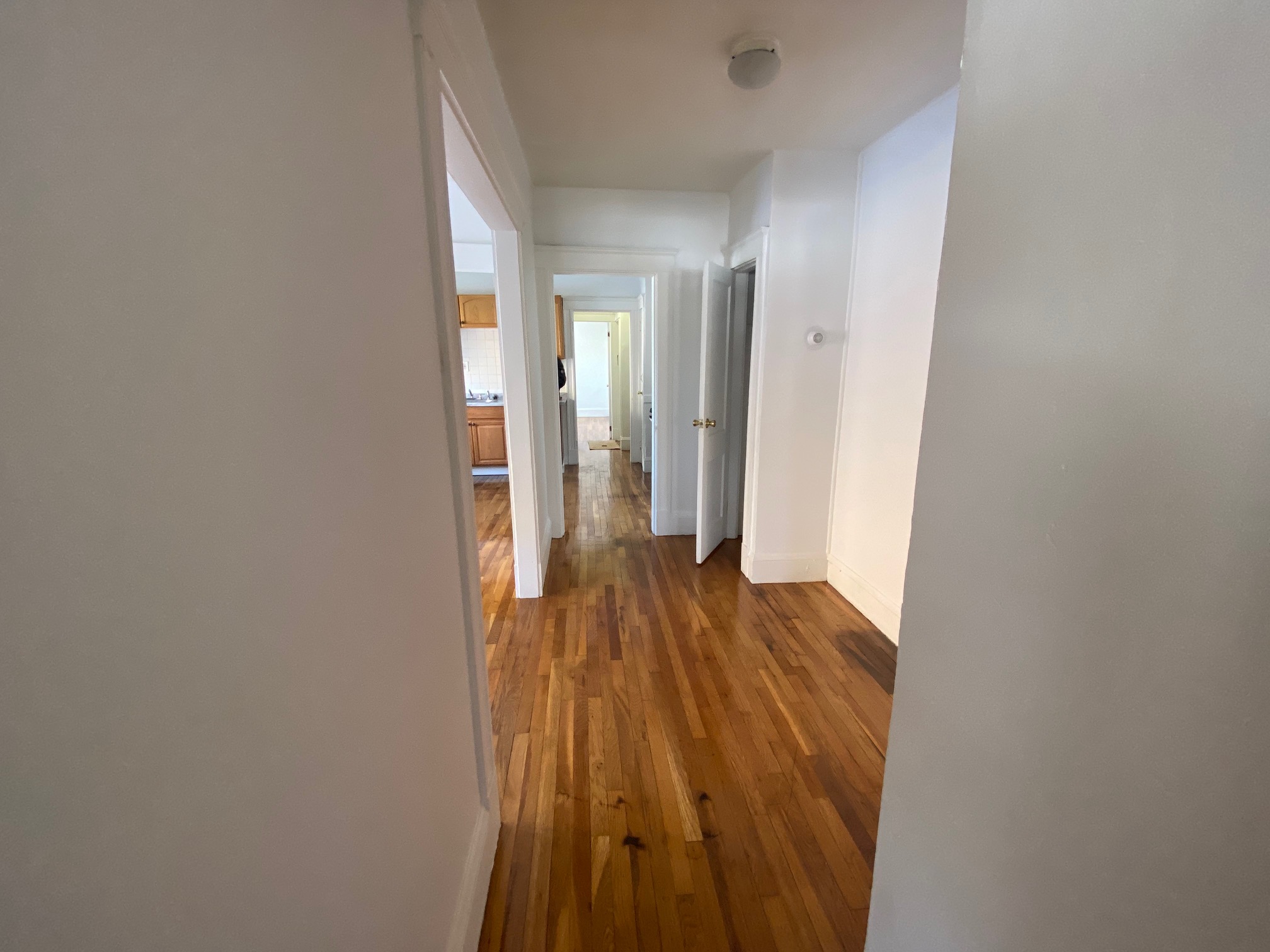 524 Hyde Park Ave, Roslindale