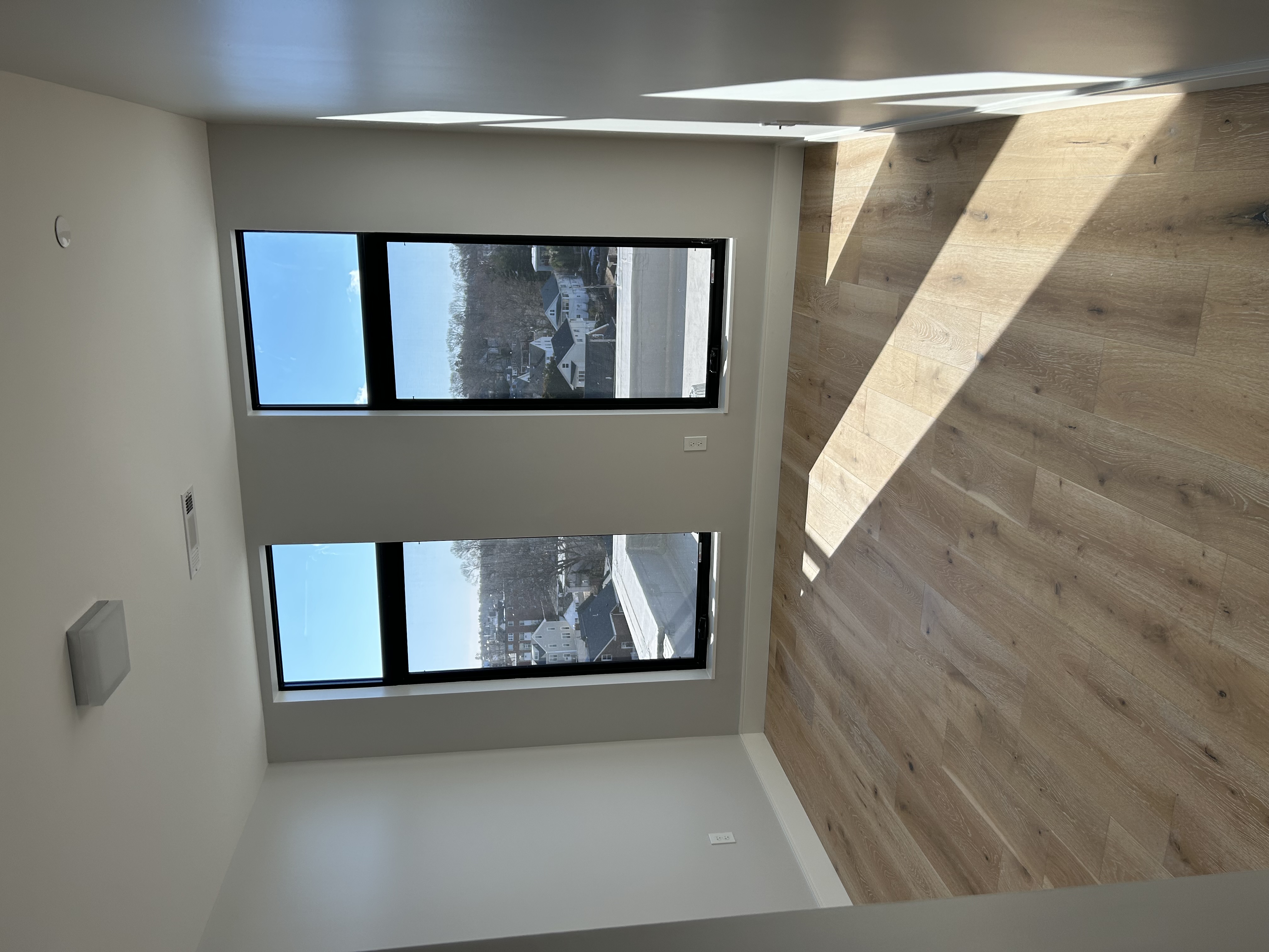 191 Washington St, Brighton