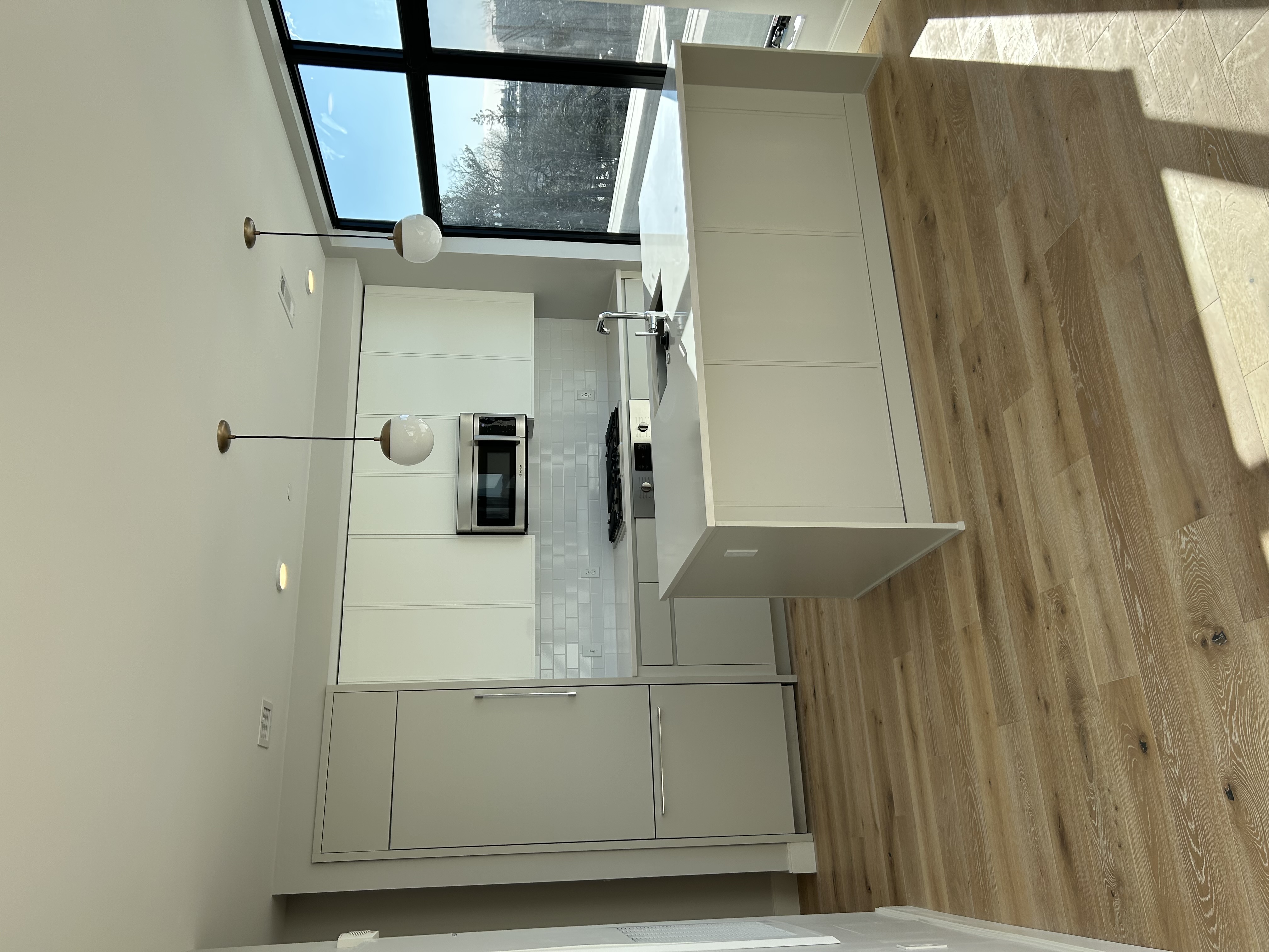 191 Washington St, Brighton