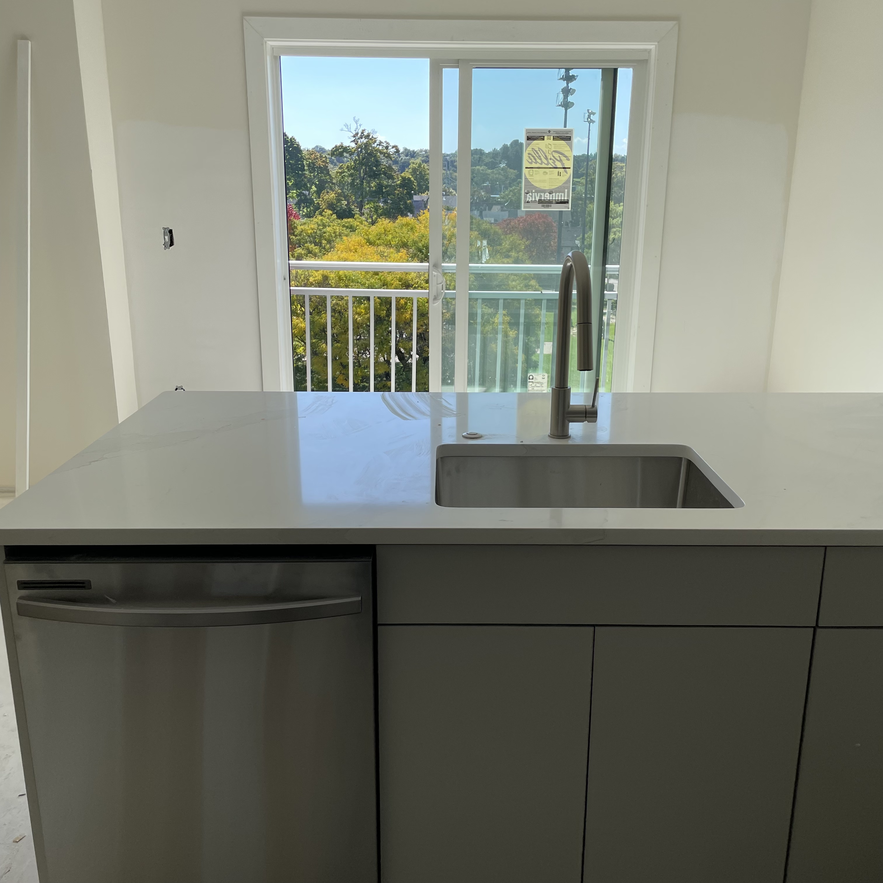 458 Washington St, Brighton