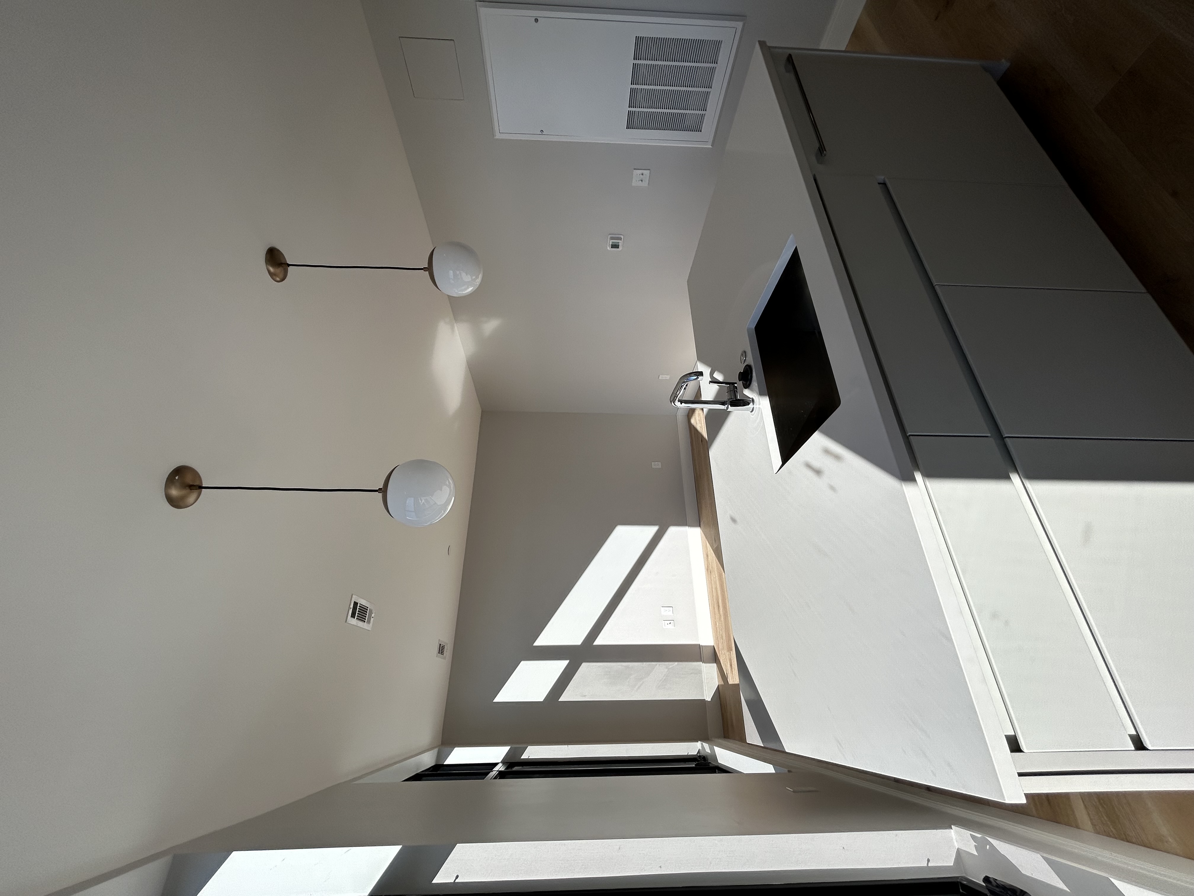 191 Washington St, Brighton