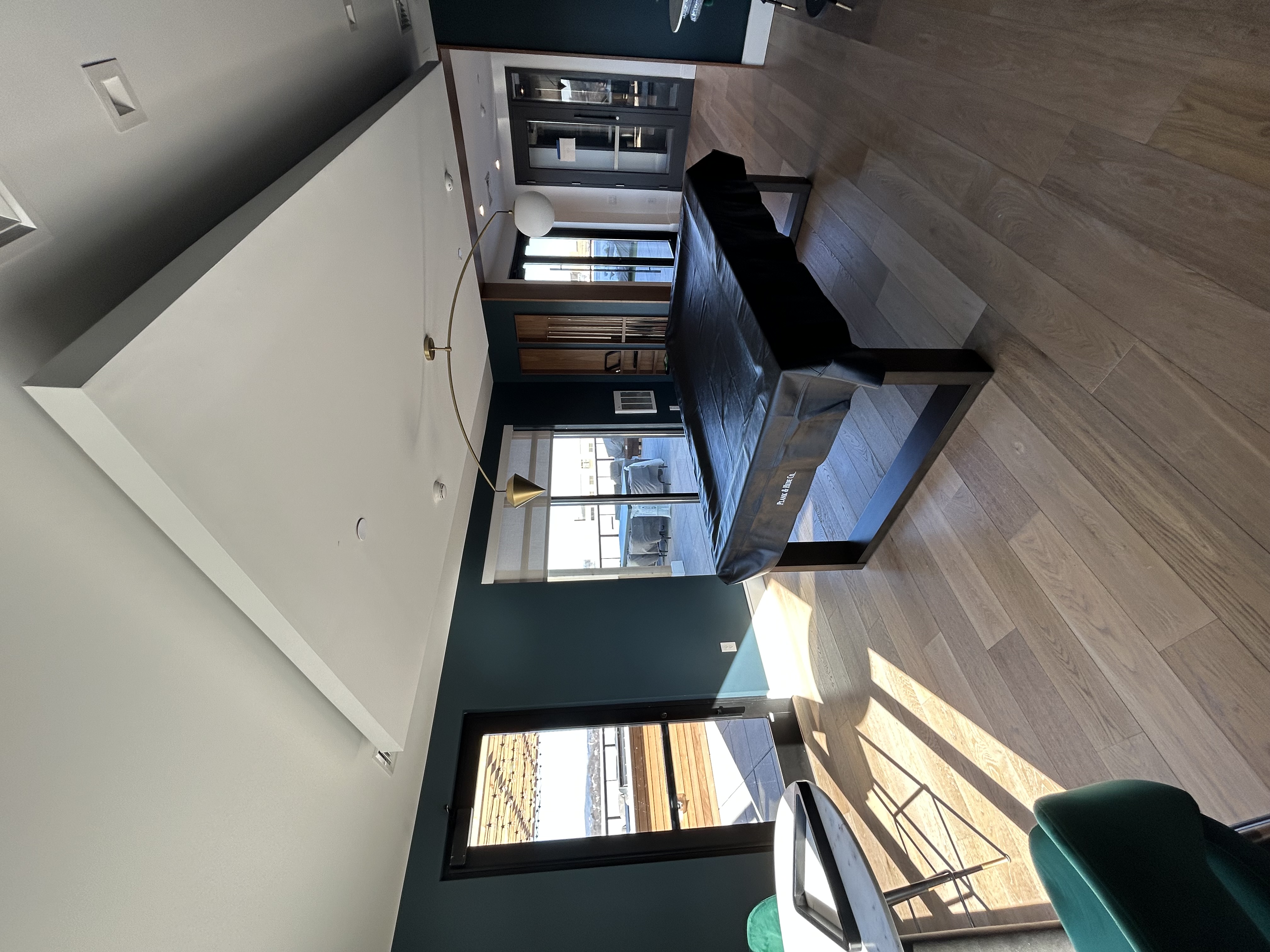 191 Washington St, Brighton