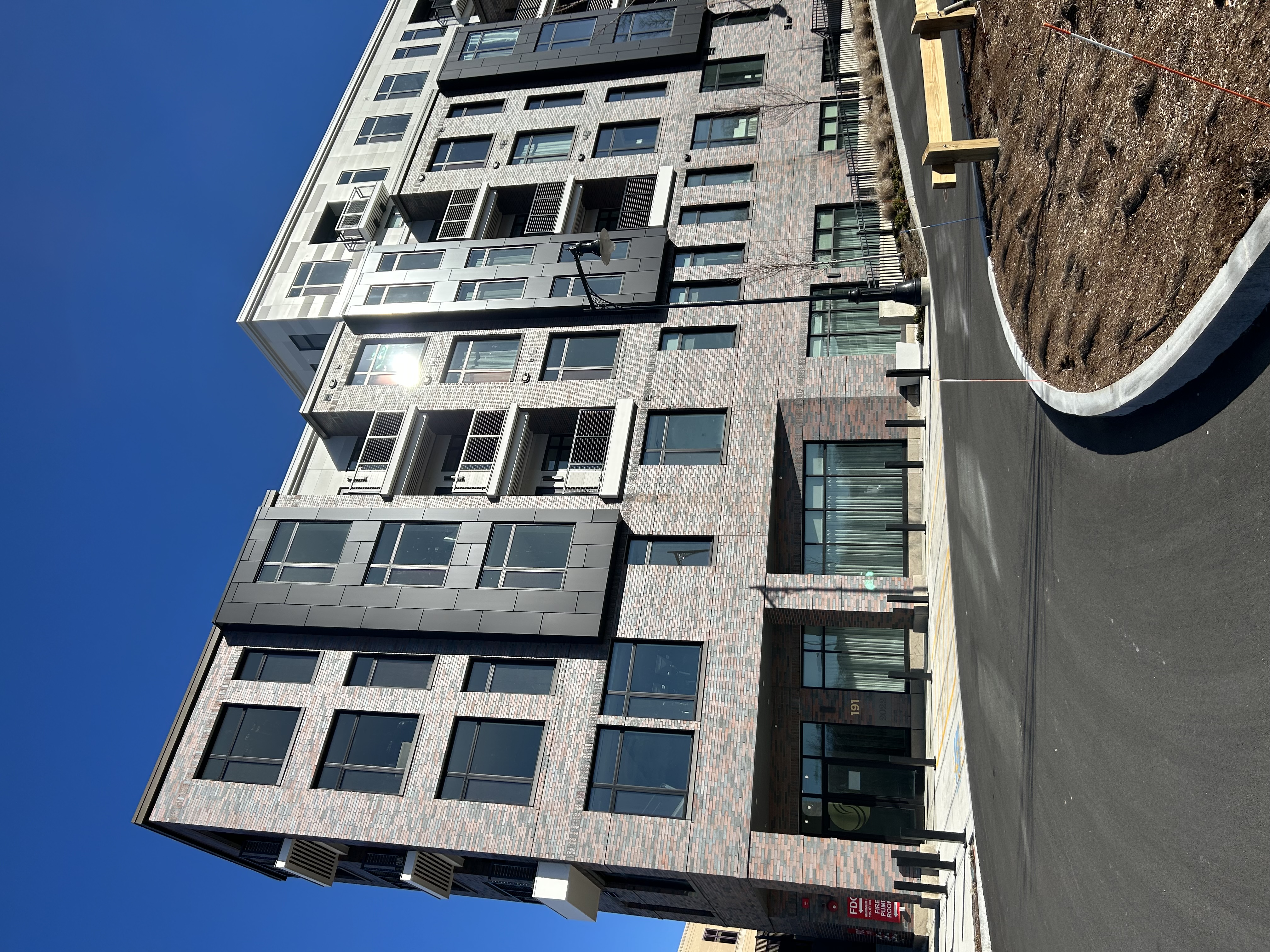 191 Washington St, Brighton