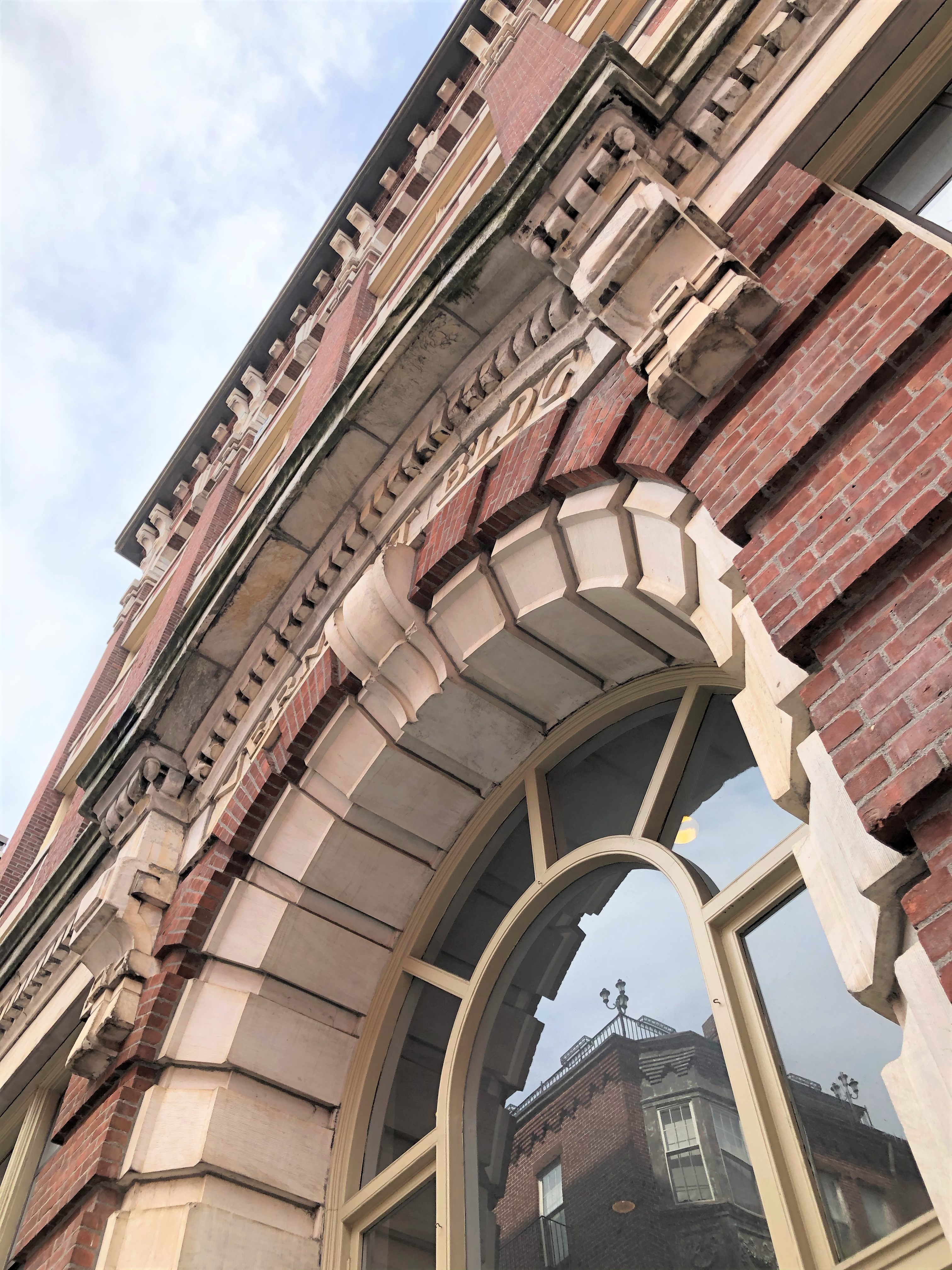 10 Thacher, North End