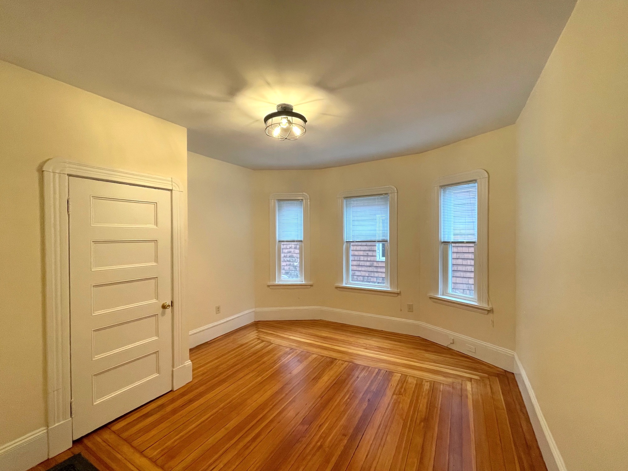 32 Prichard Ave, Powder House Square