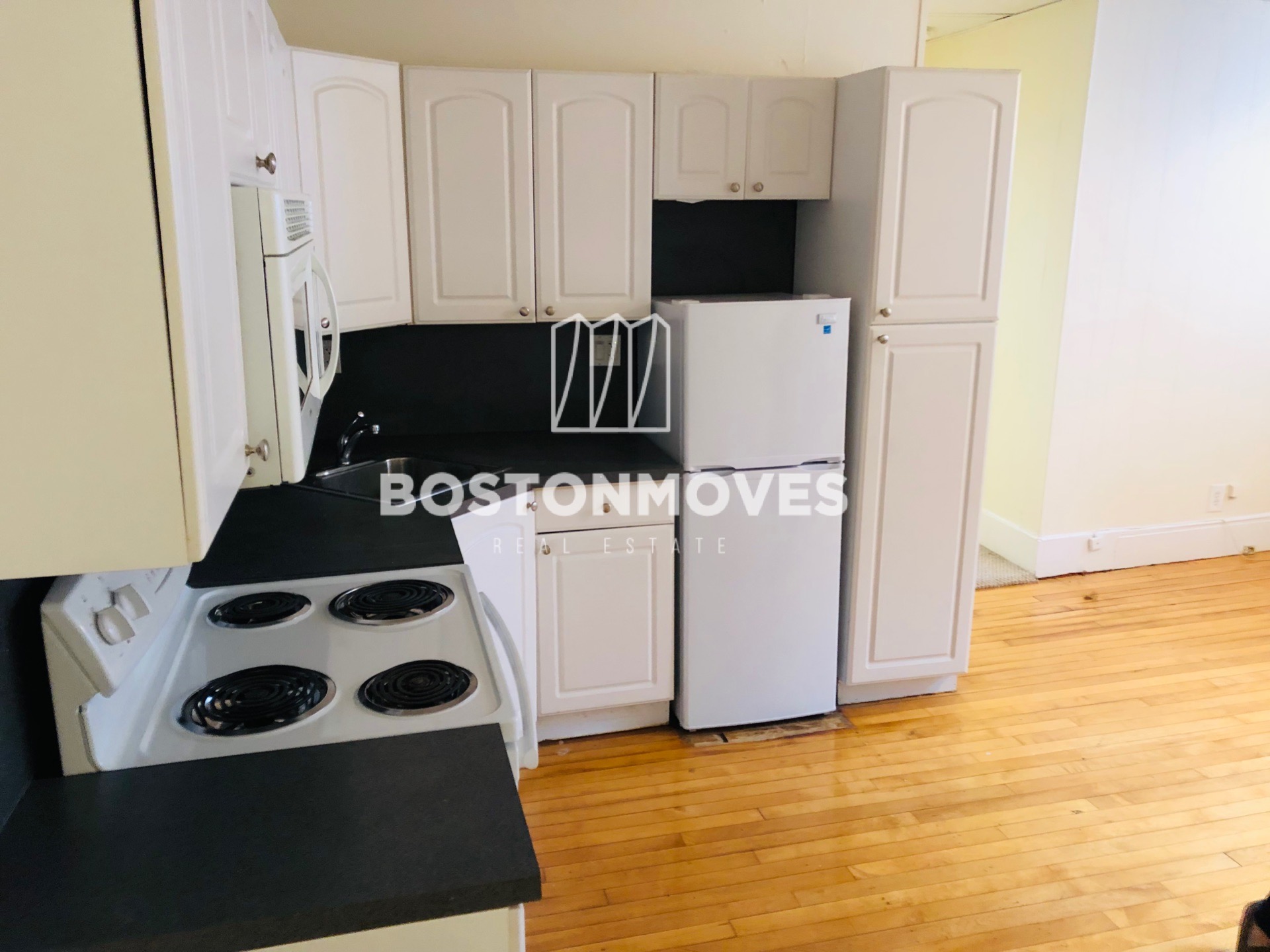 437 Cambridge St, Allston