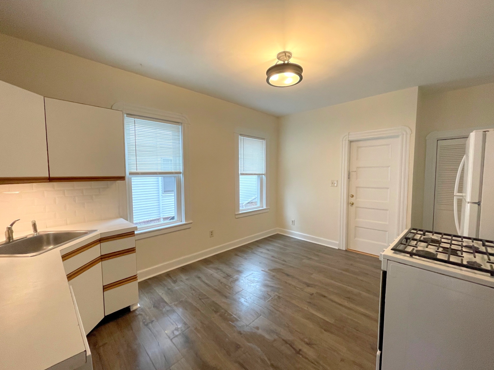 32 Prichard Ave, Powder House Square