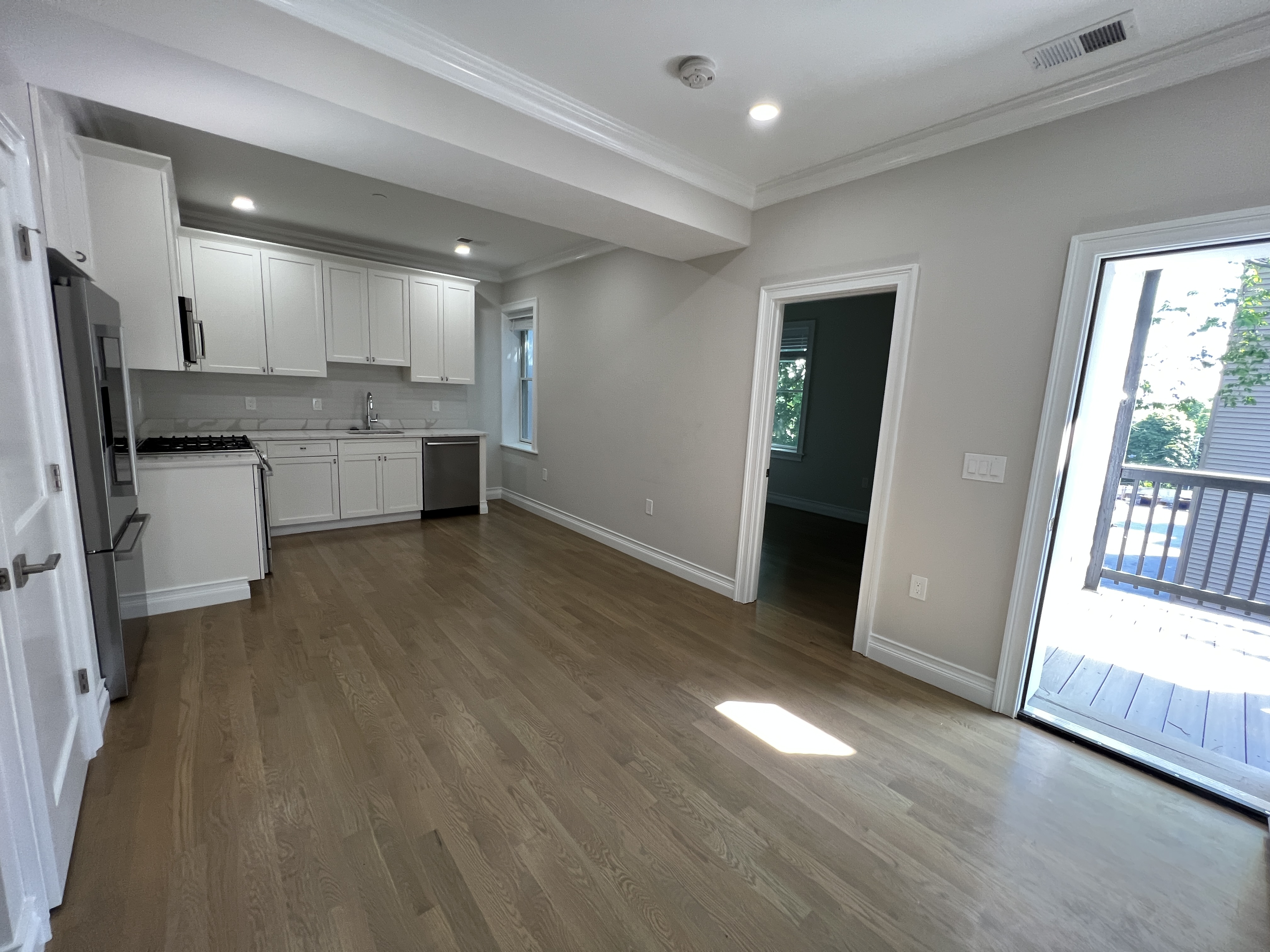 14 Mount Hood Rd, Brighton