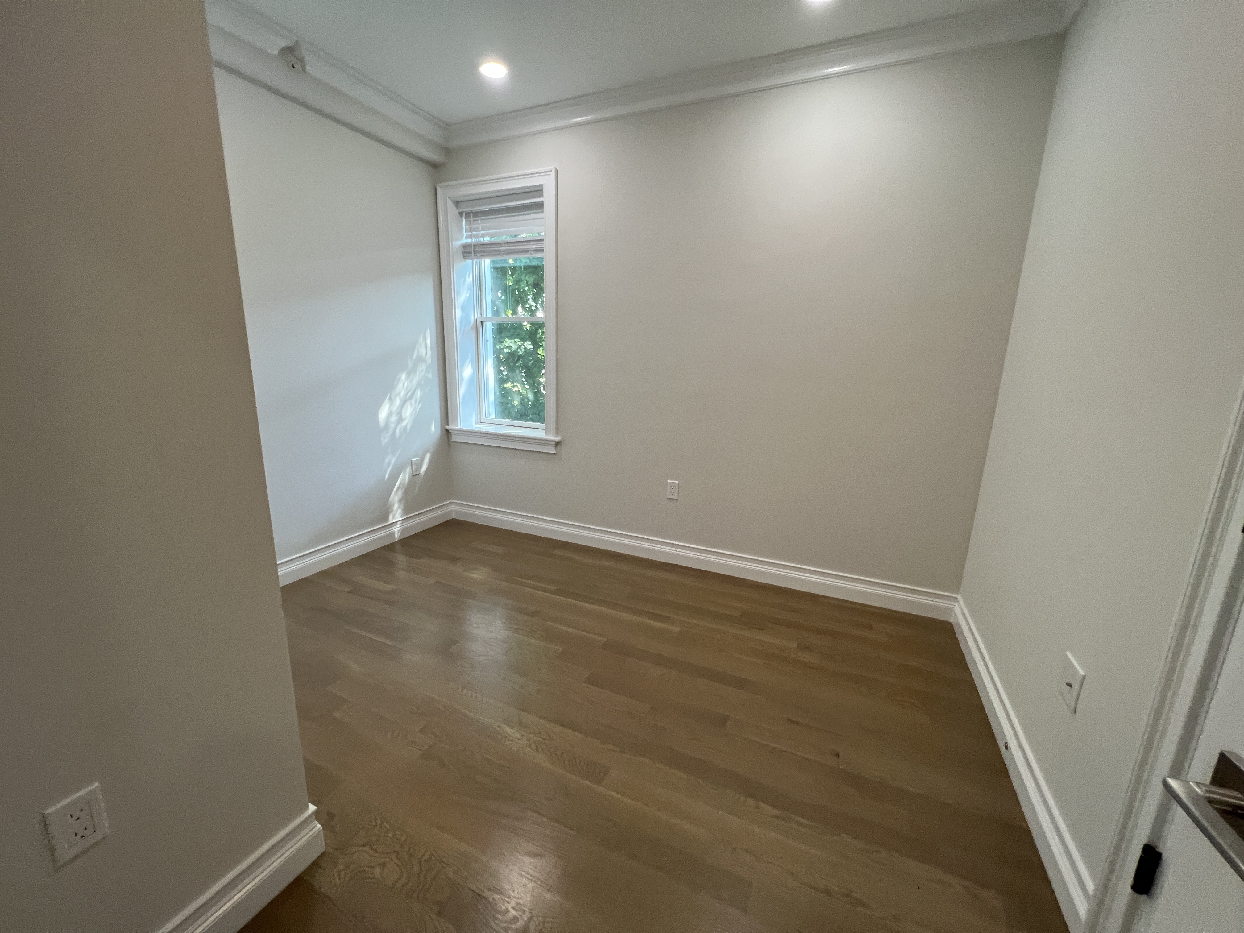 14 Mount Hood Rd, Brighton