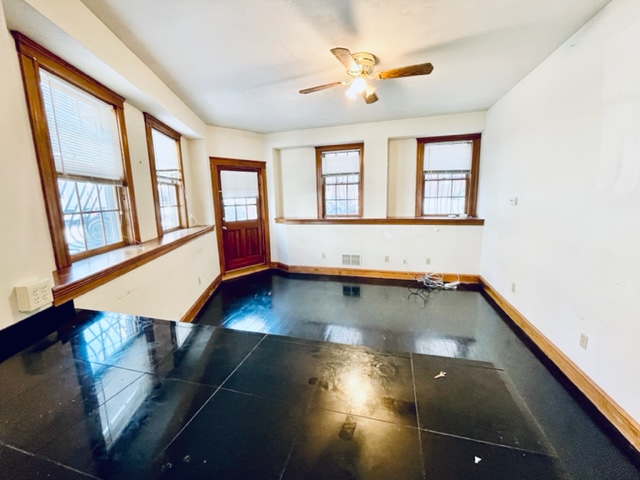 300 North St, North End