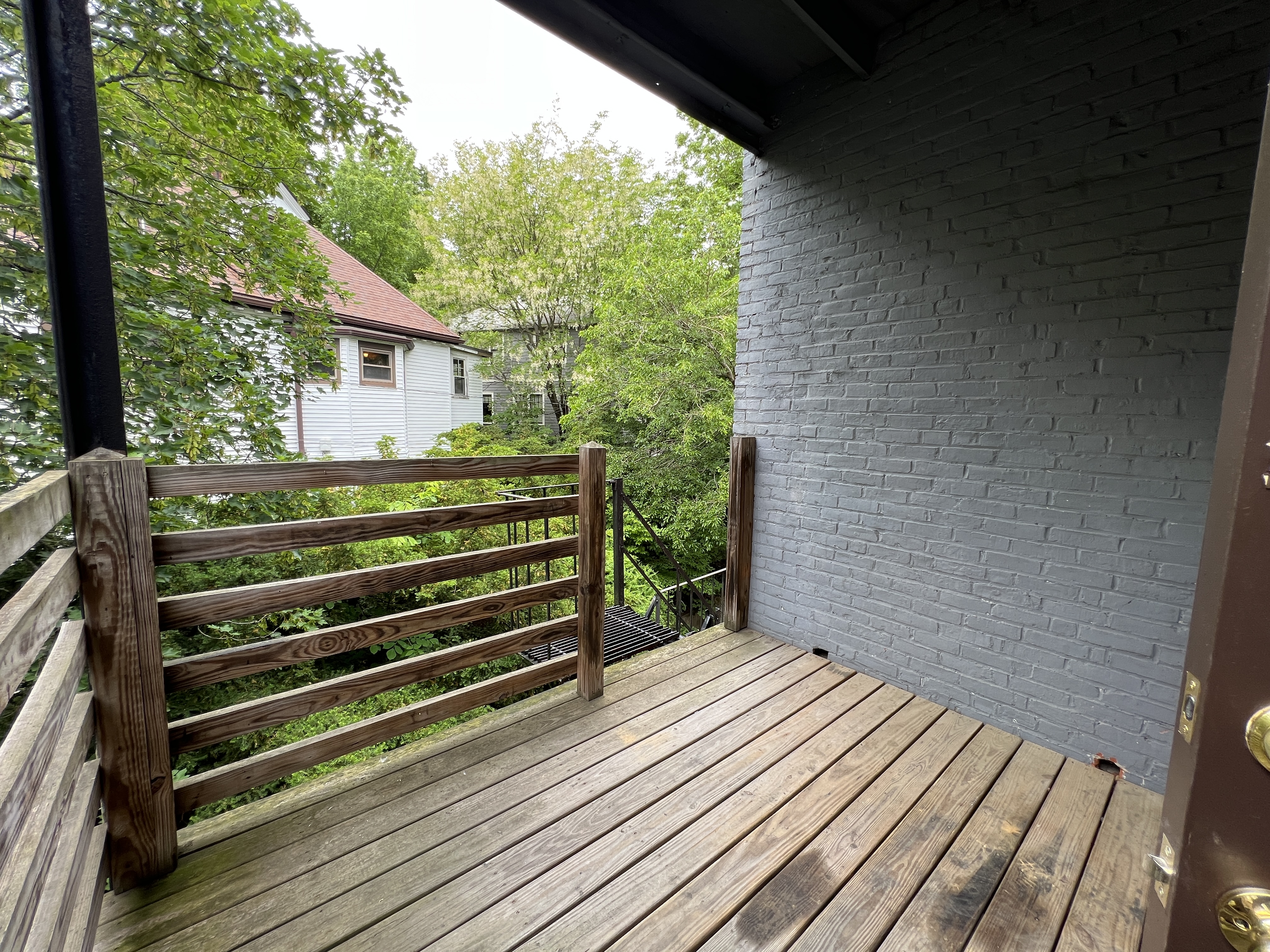 33 Lancaster Ter, Washington Square