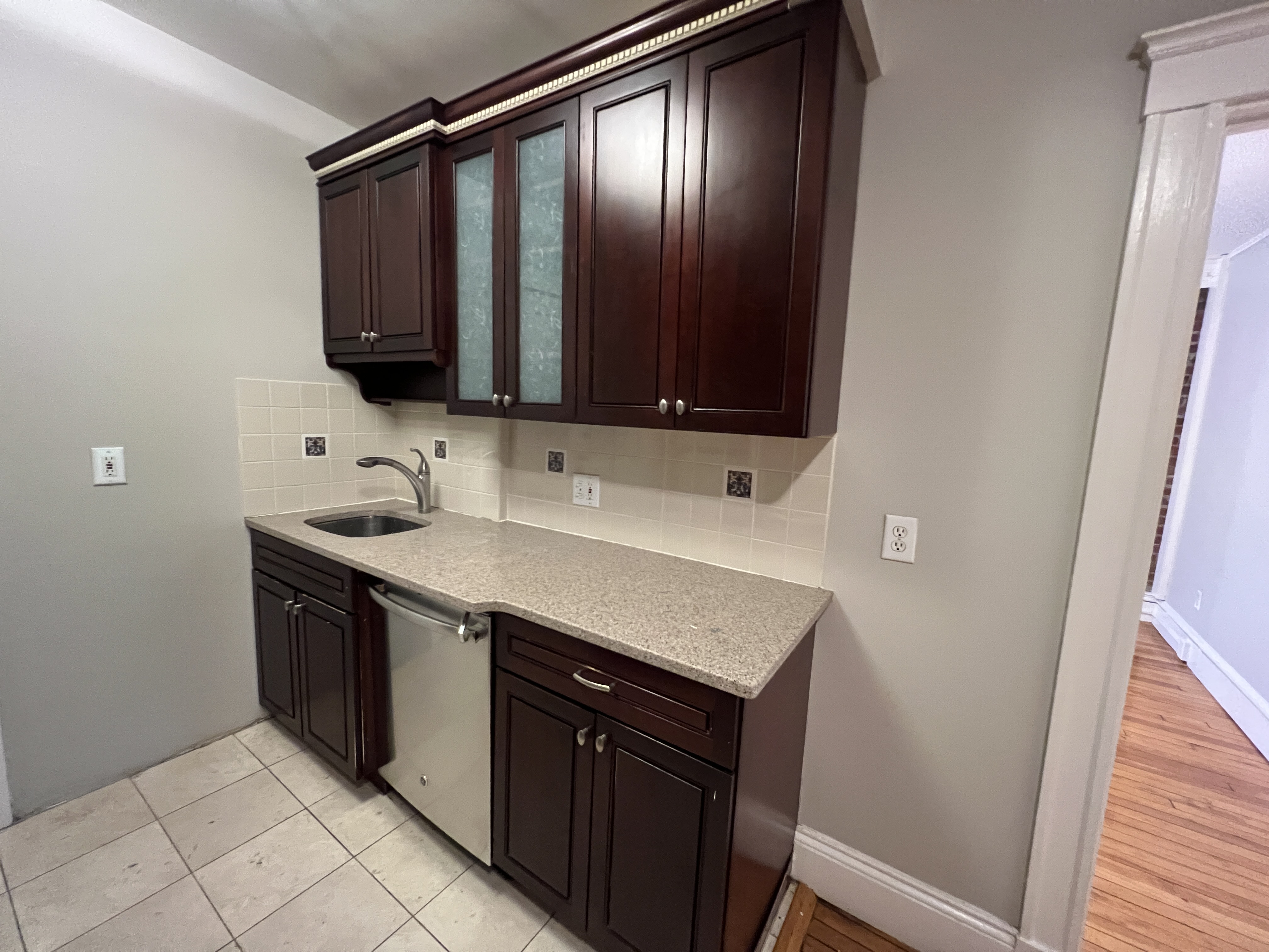 13 Story St, Harvard Square