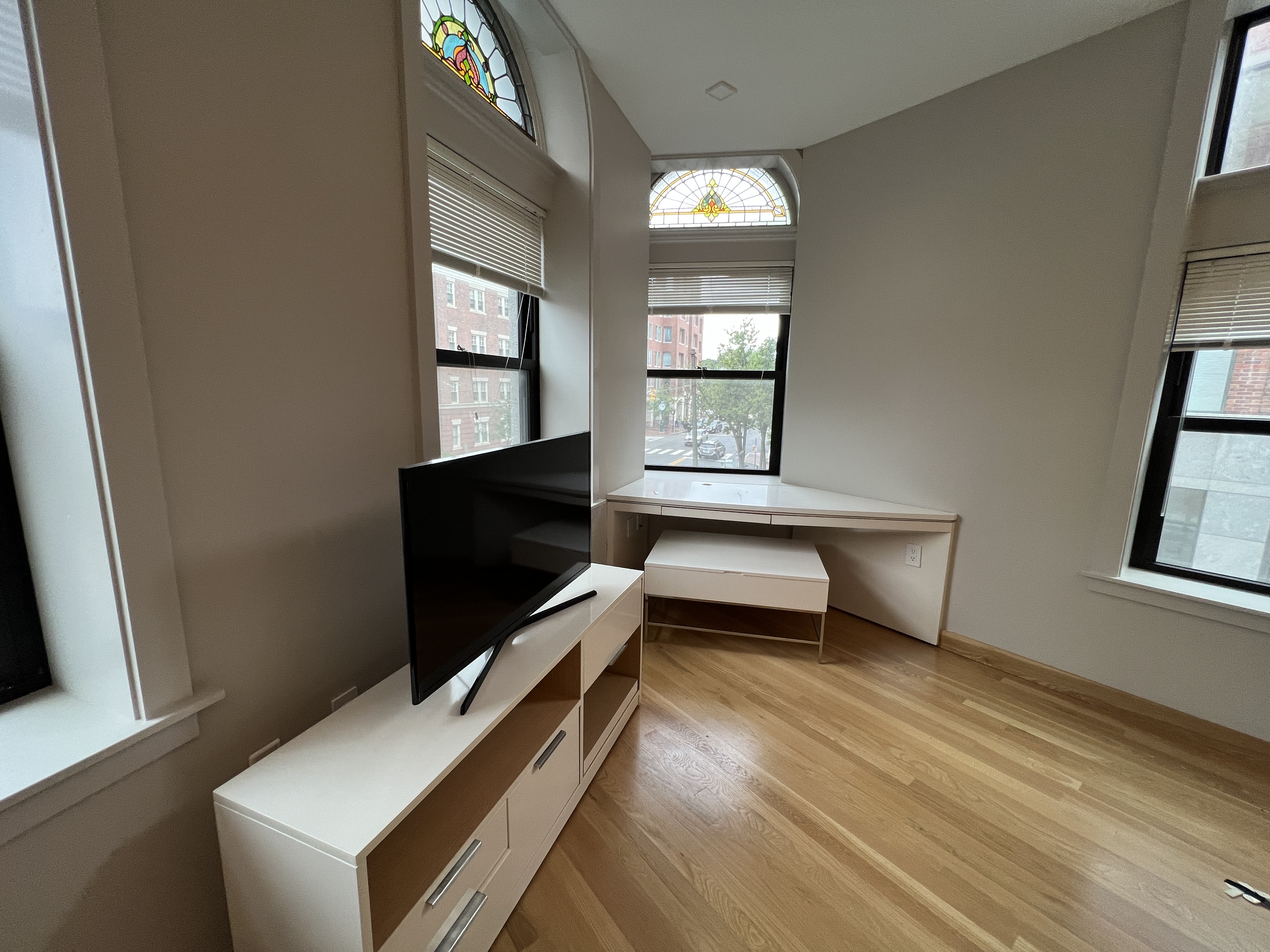 115 Mount Auburn St, Harvard Square