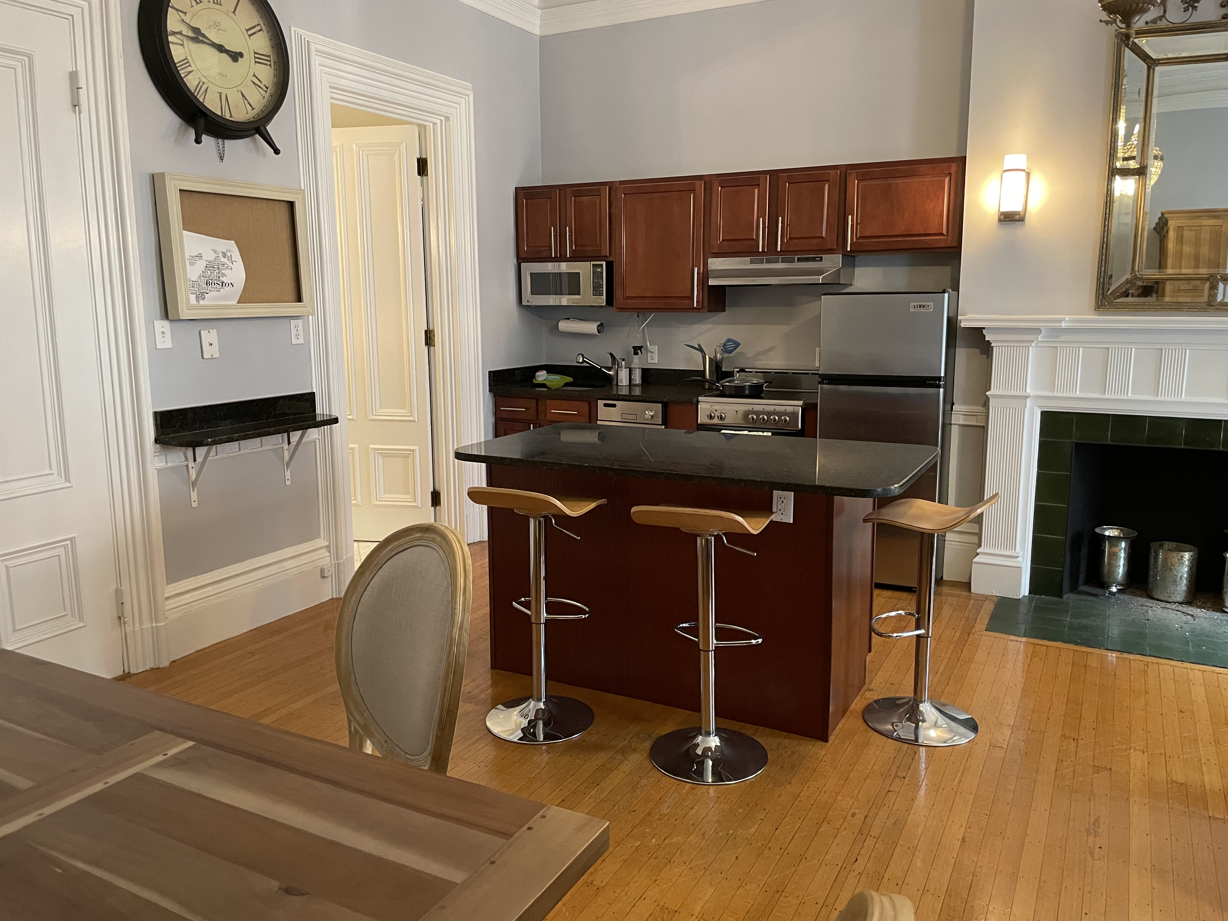 105 Beacon St, Back Bay