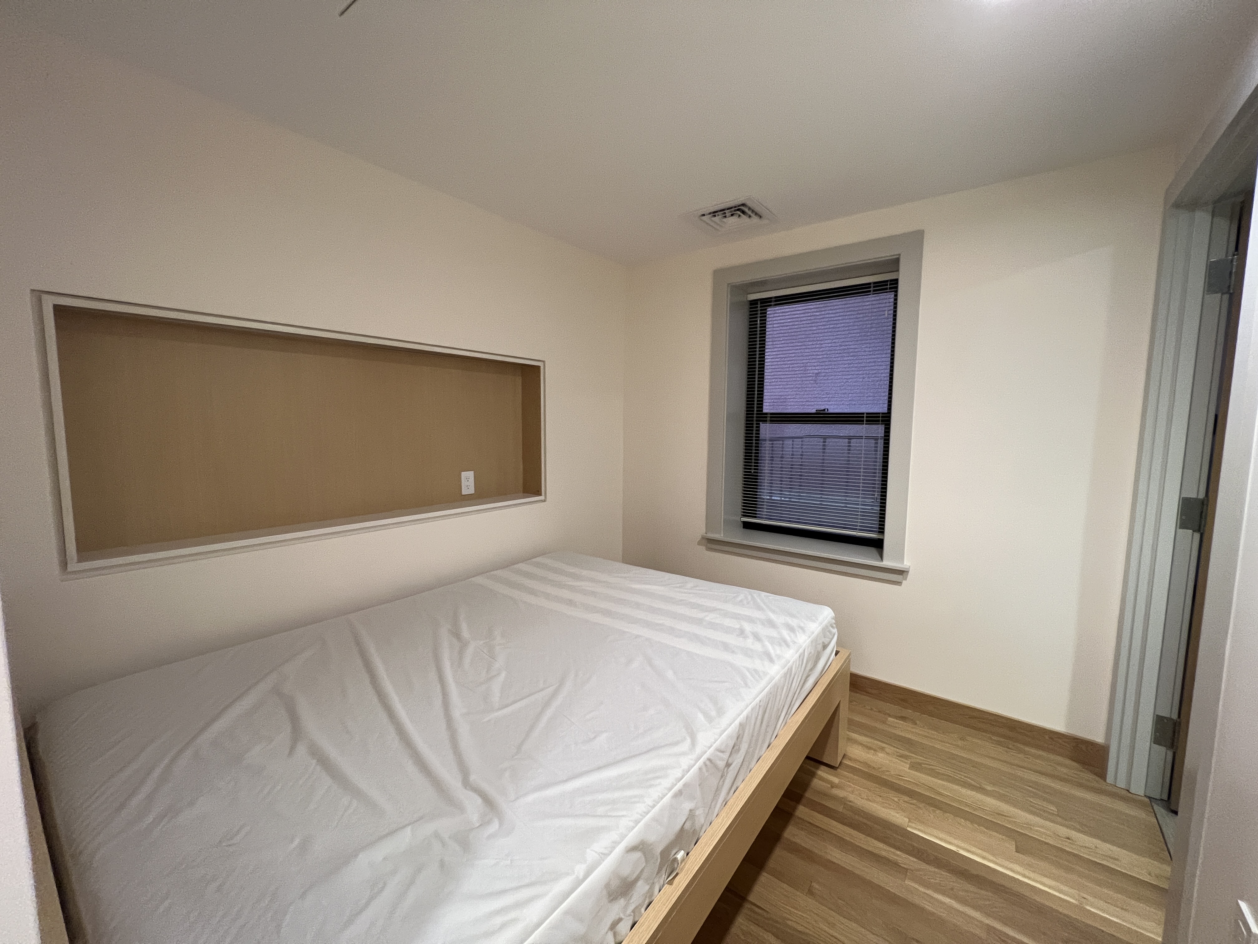 115 Mount Auburn St, Harvard Square