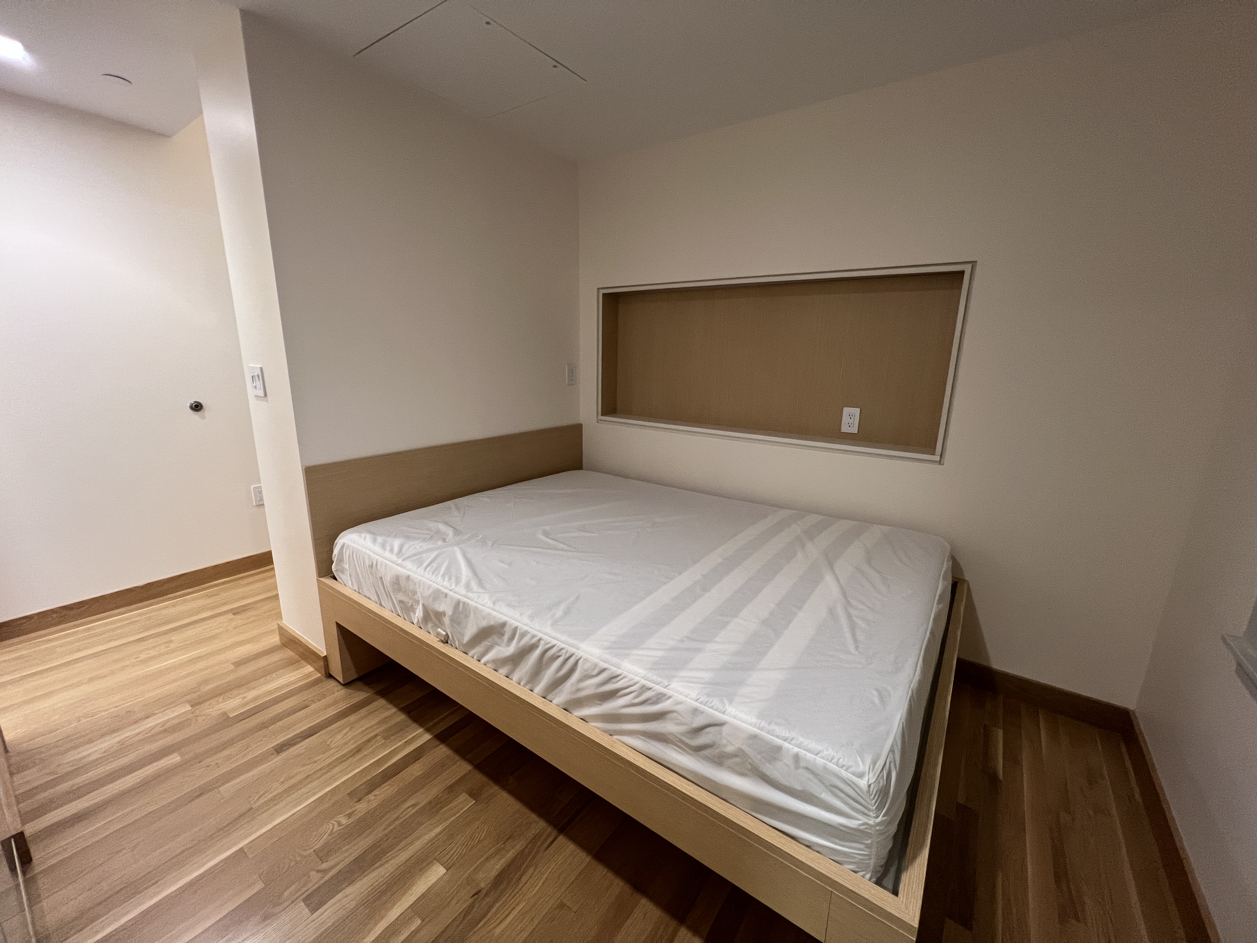 115 Mount Auburn St, Harvard Square