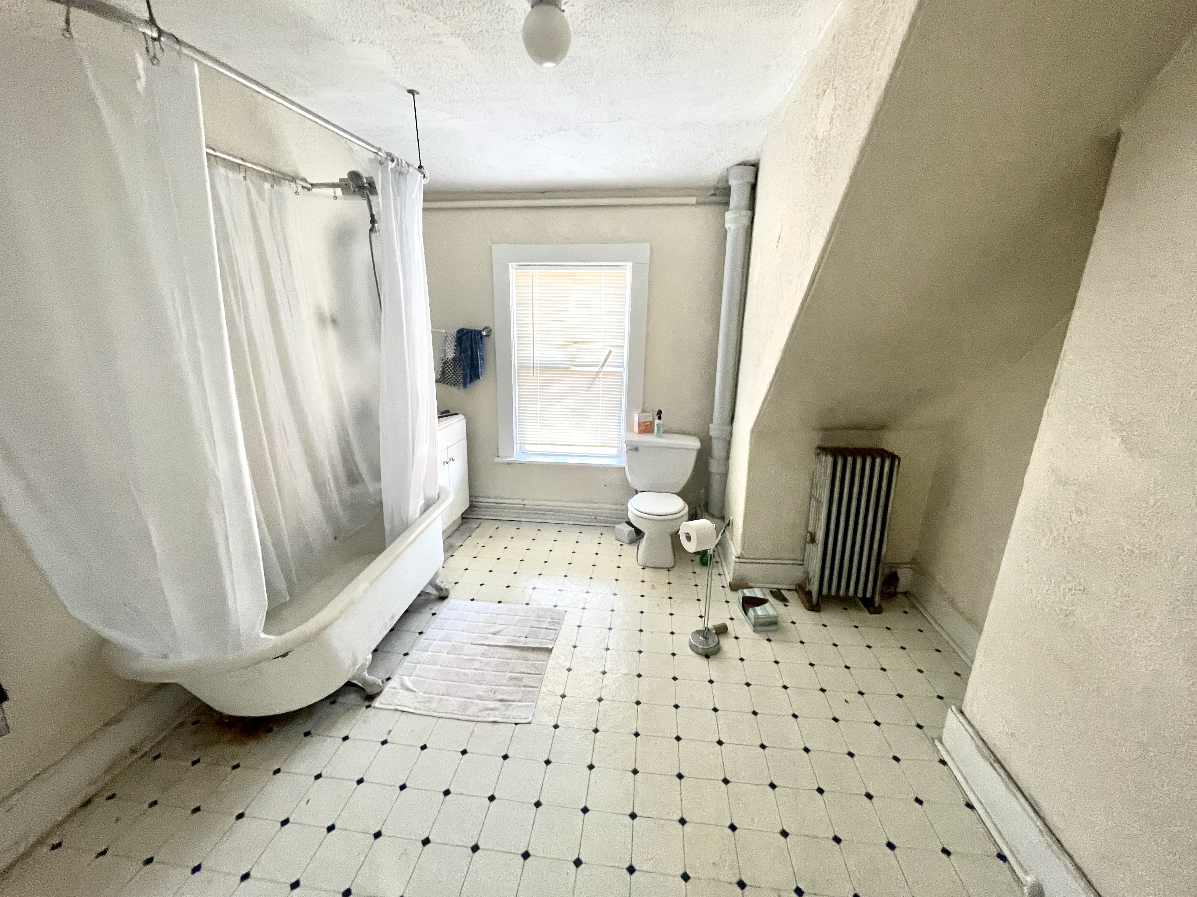 14 Pratt St, Allston