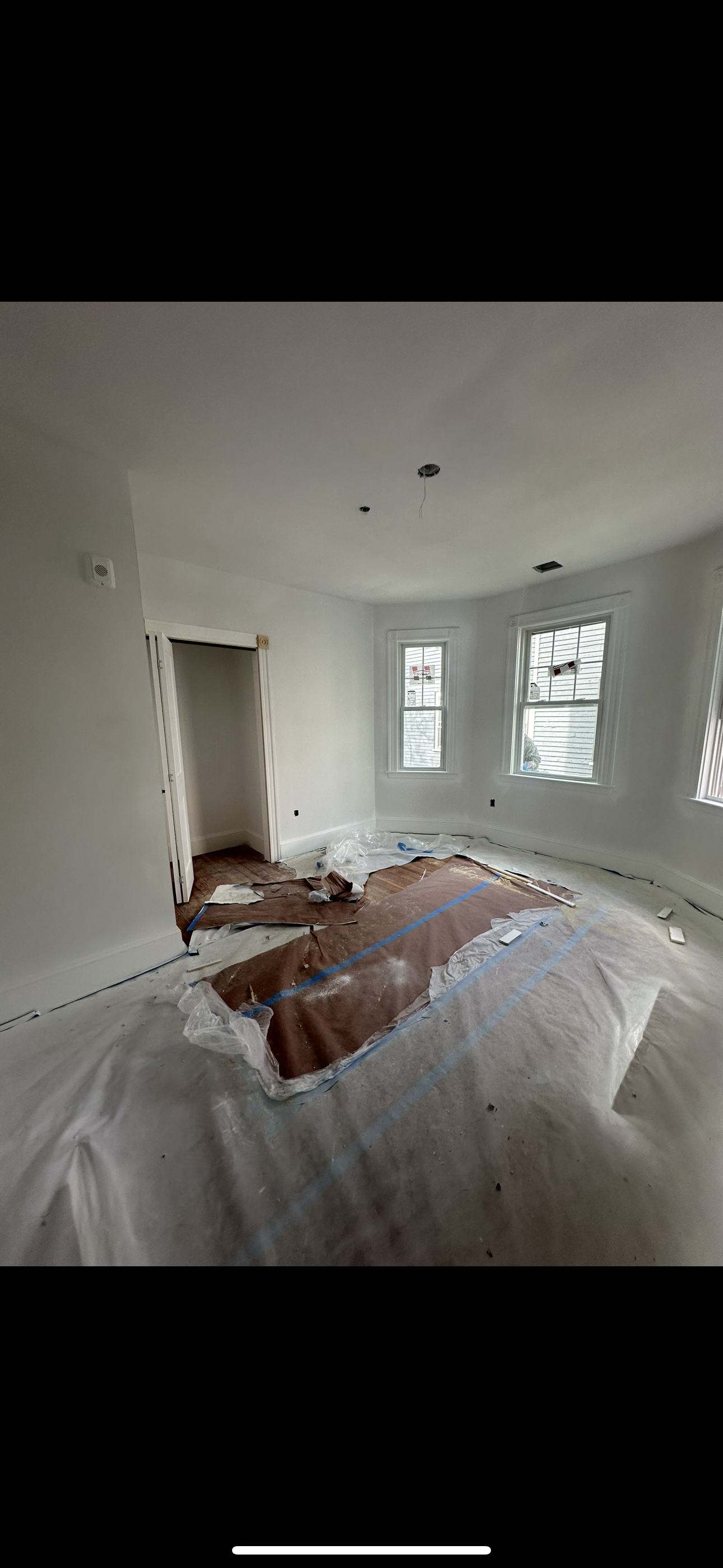 32 Putnam Ave, Riverside