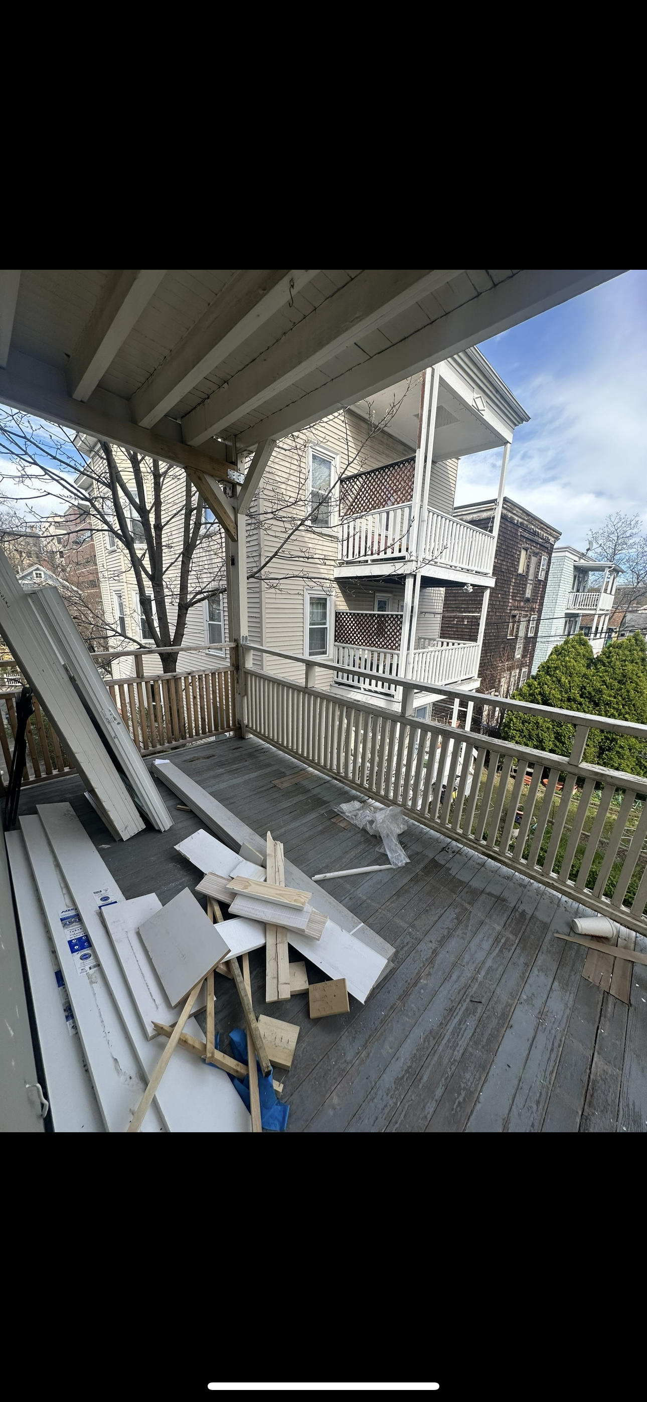 32 Putnam Ave, Riverside