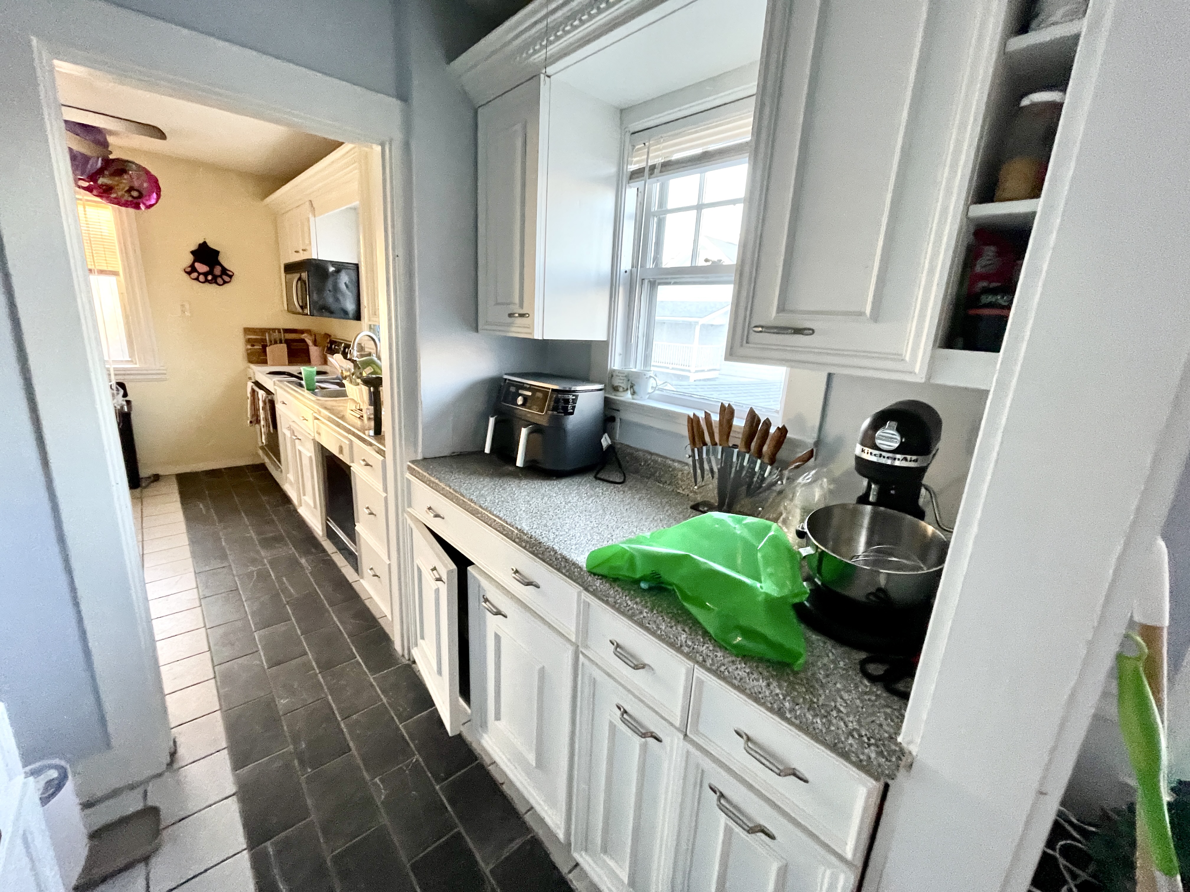 98 Beechcroft St, Brighton