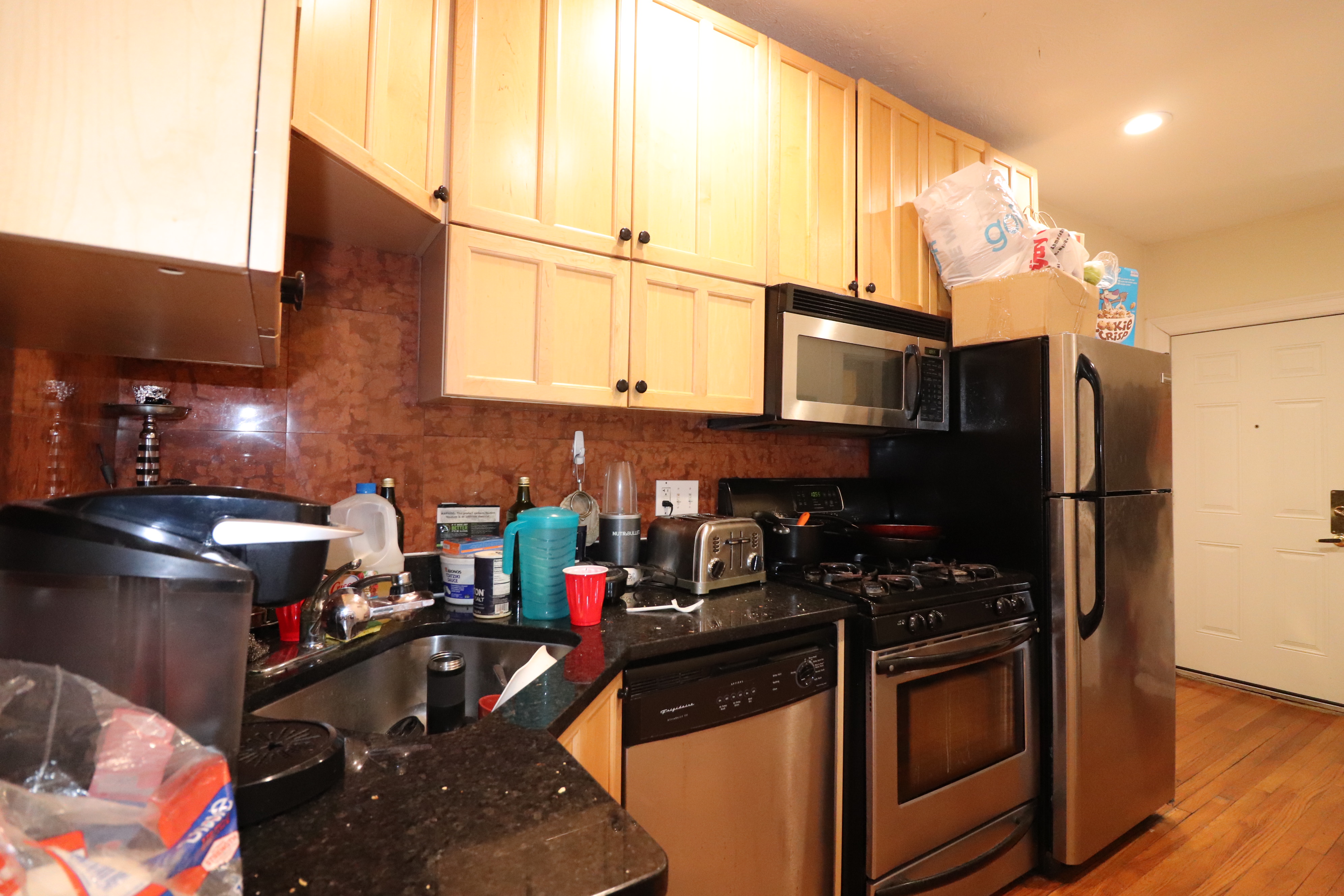 73 Thatcher St, Coolidge Corner