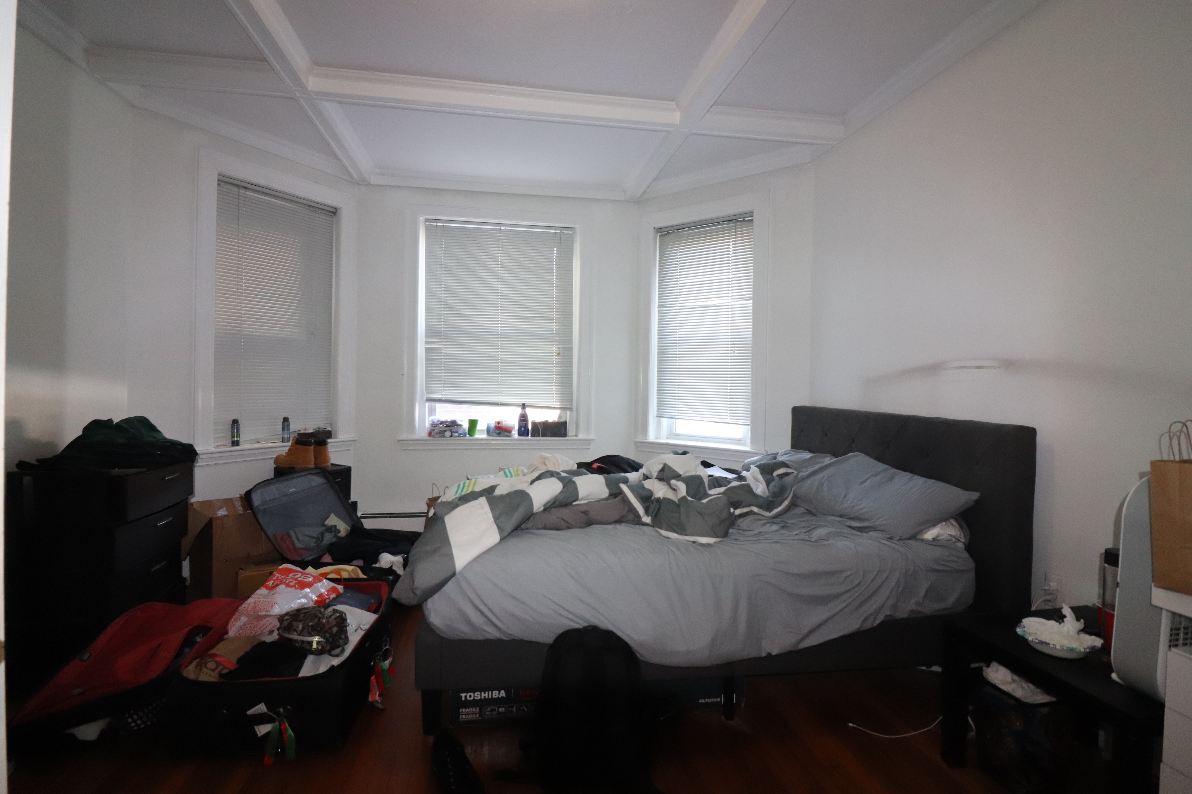 73 Thatcher St, Coolidge Corner