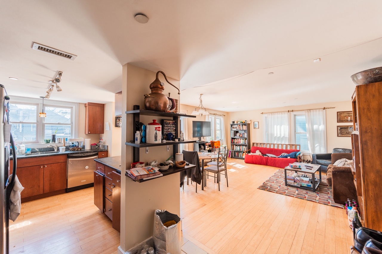 2 Boylston St, Jamaica Plain