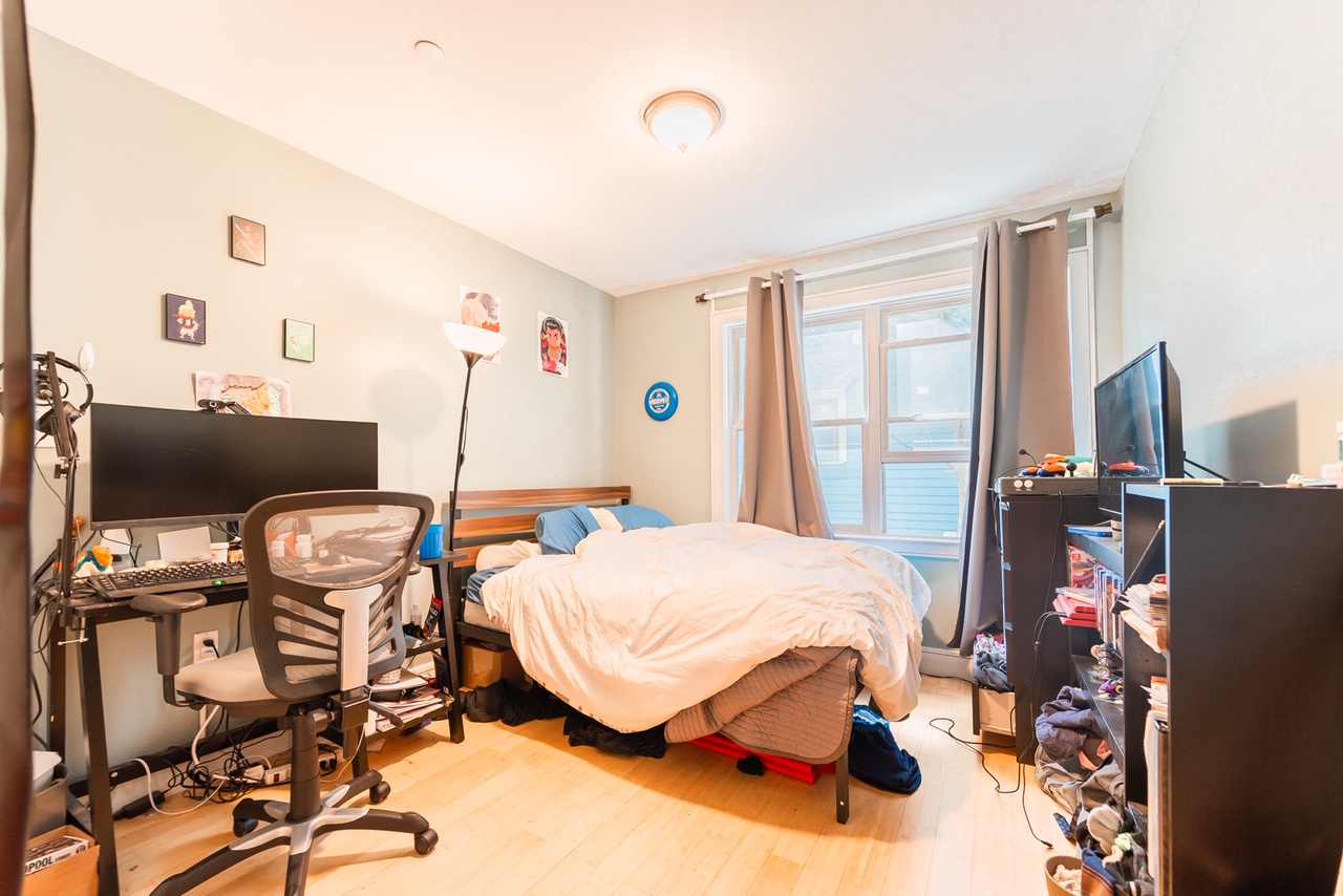 2 Boylston St, Jamaica Plain