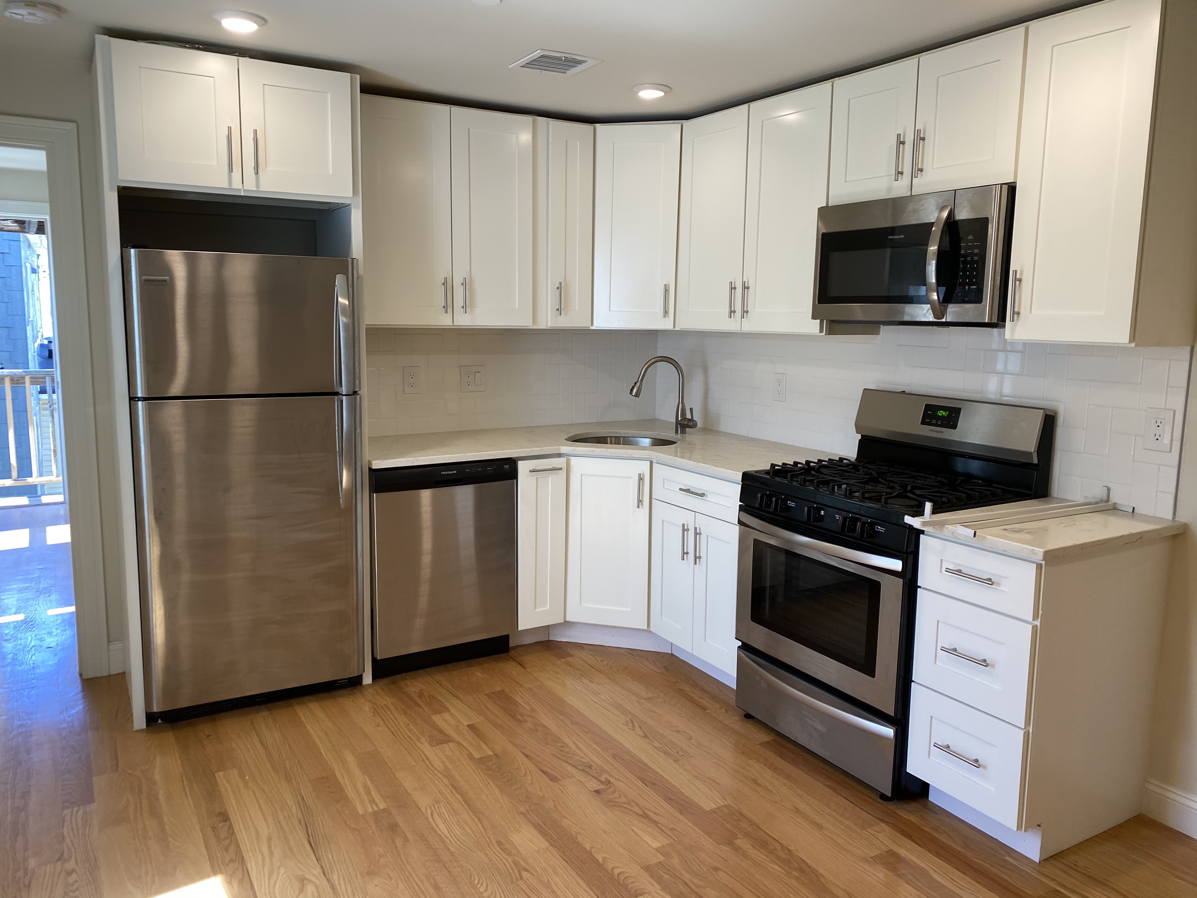 7 8th St, East Cambridge