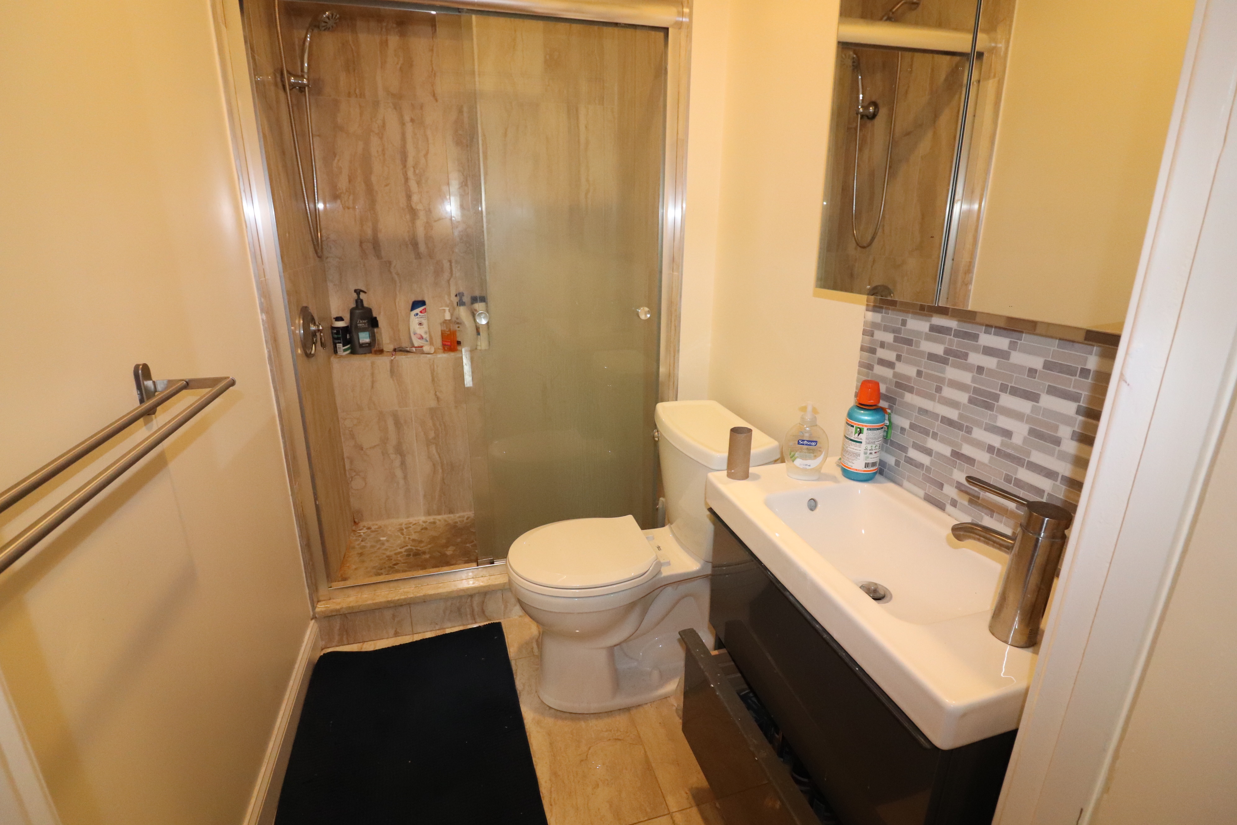 1616 Beacon St, Washington Square