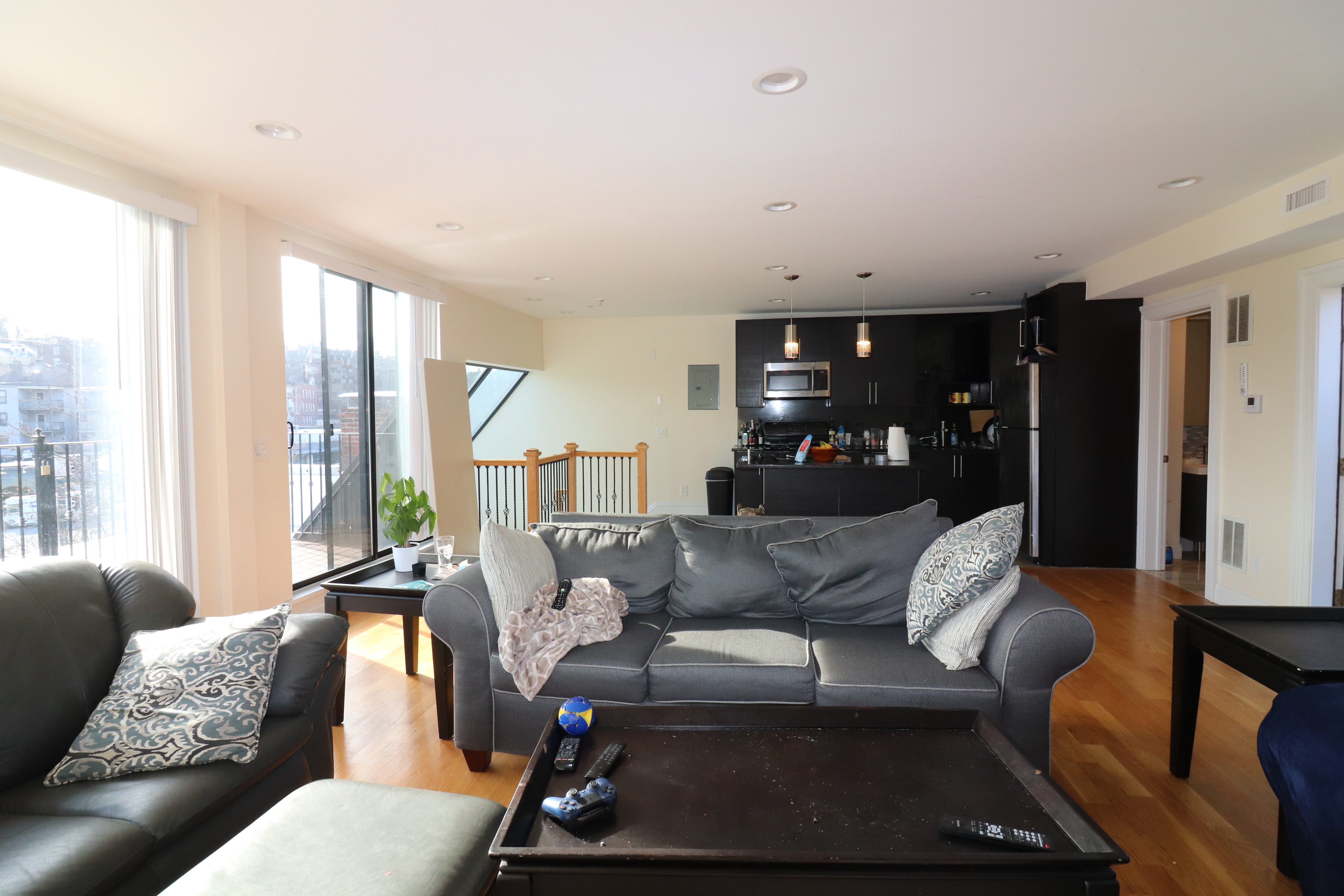 1616 Beacon St, Washington Square