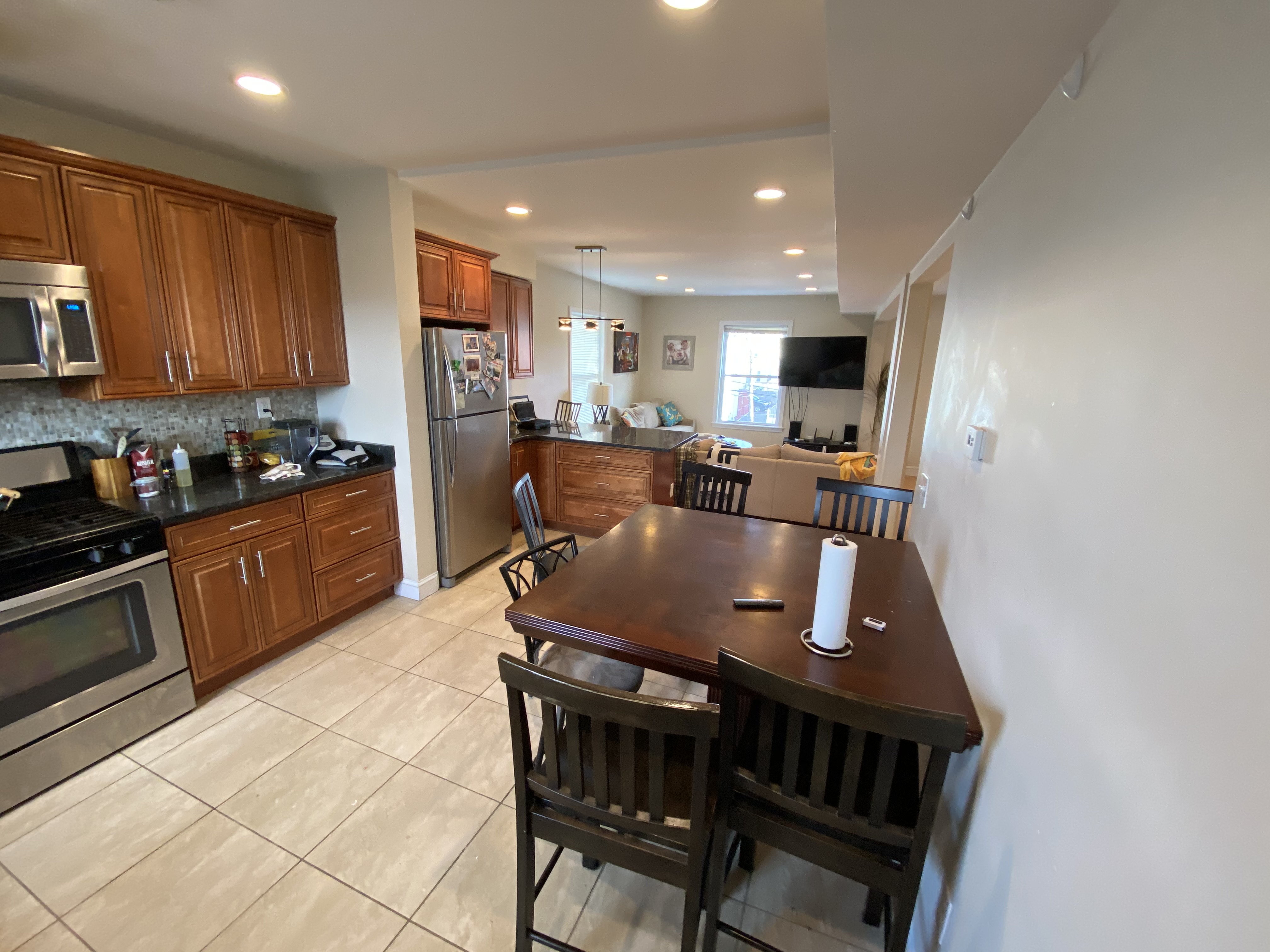 87 Linden St, Allston